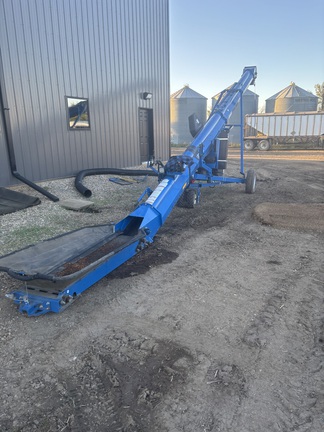 2022 Brandt 1547LP OC Grain Auger