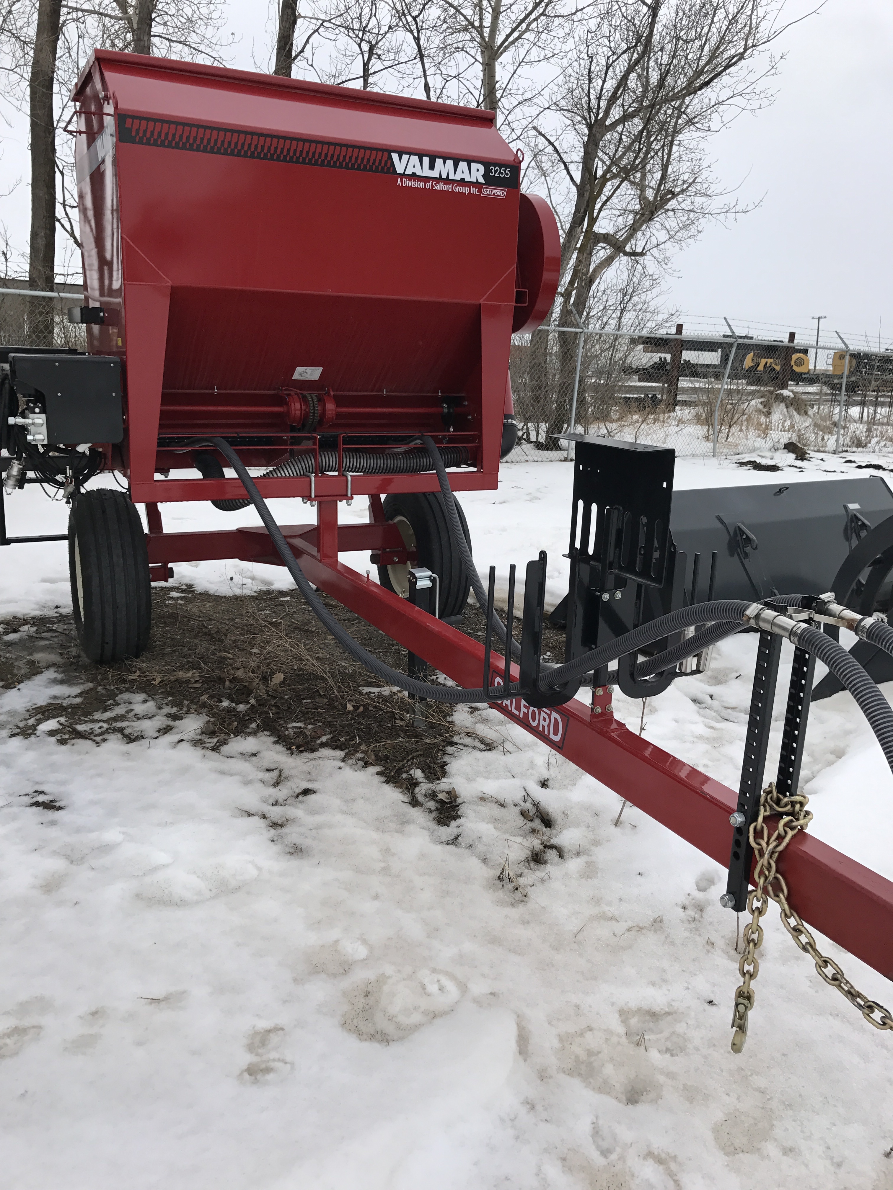 2016 Valmar 3255 Implement Mount Applicator