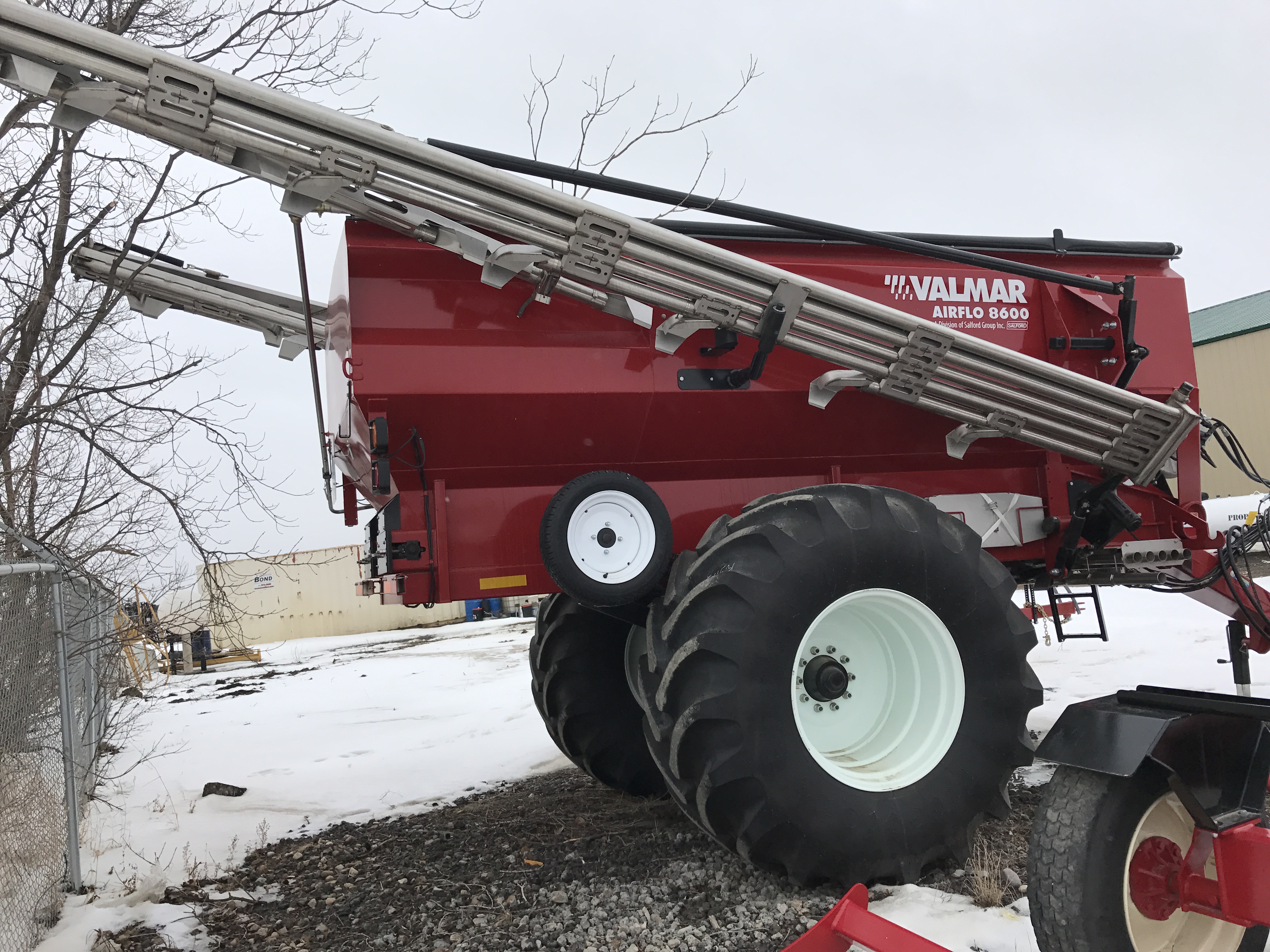 2016 Valmar 8611 PT Airflo 66 Foot Applicator