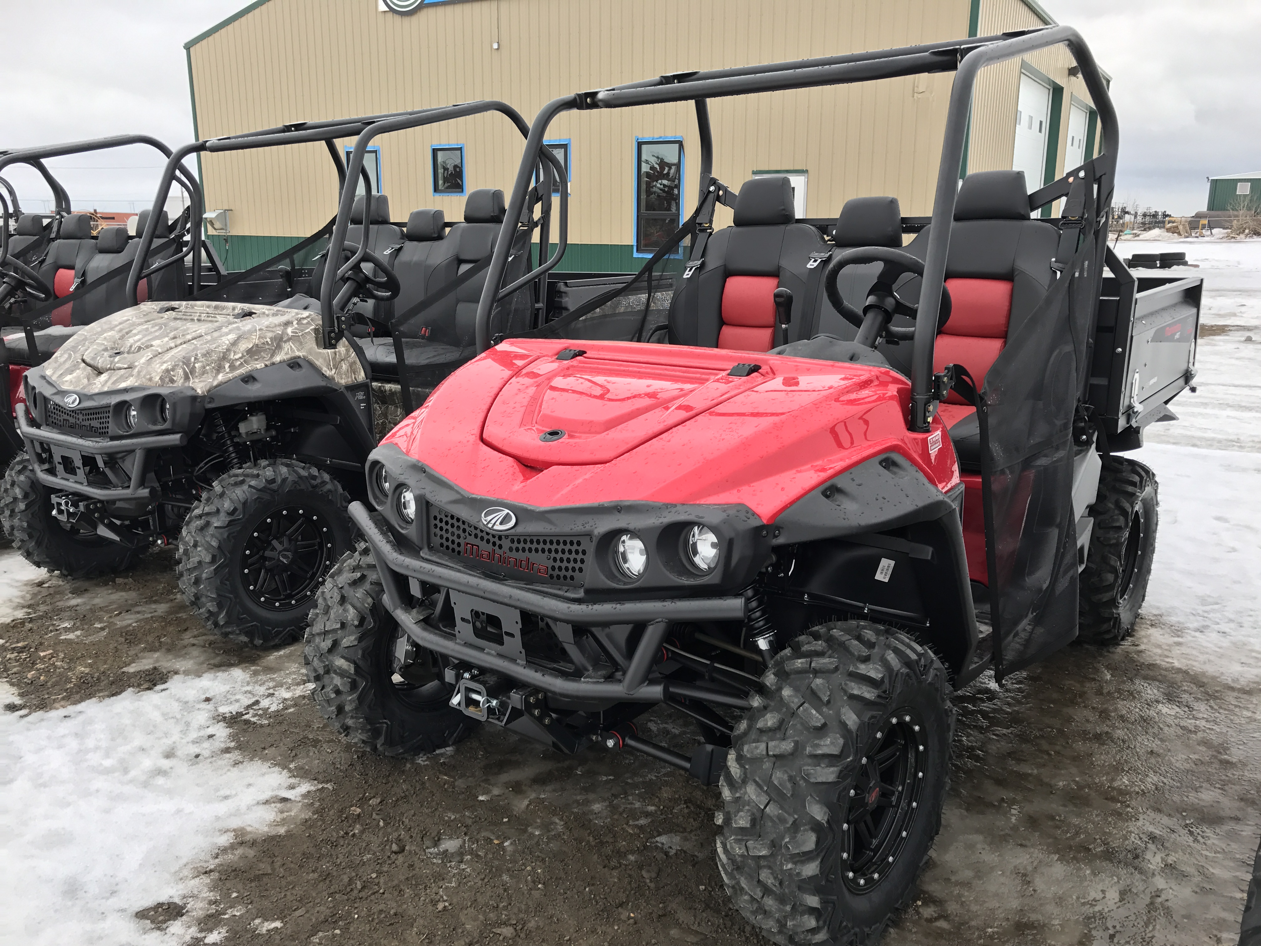 Mahindra mPact XTV 1000 S Diesel Flexhauler Utility Vehicle