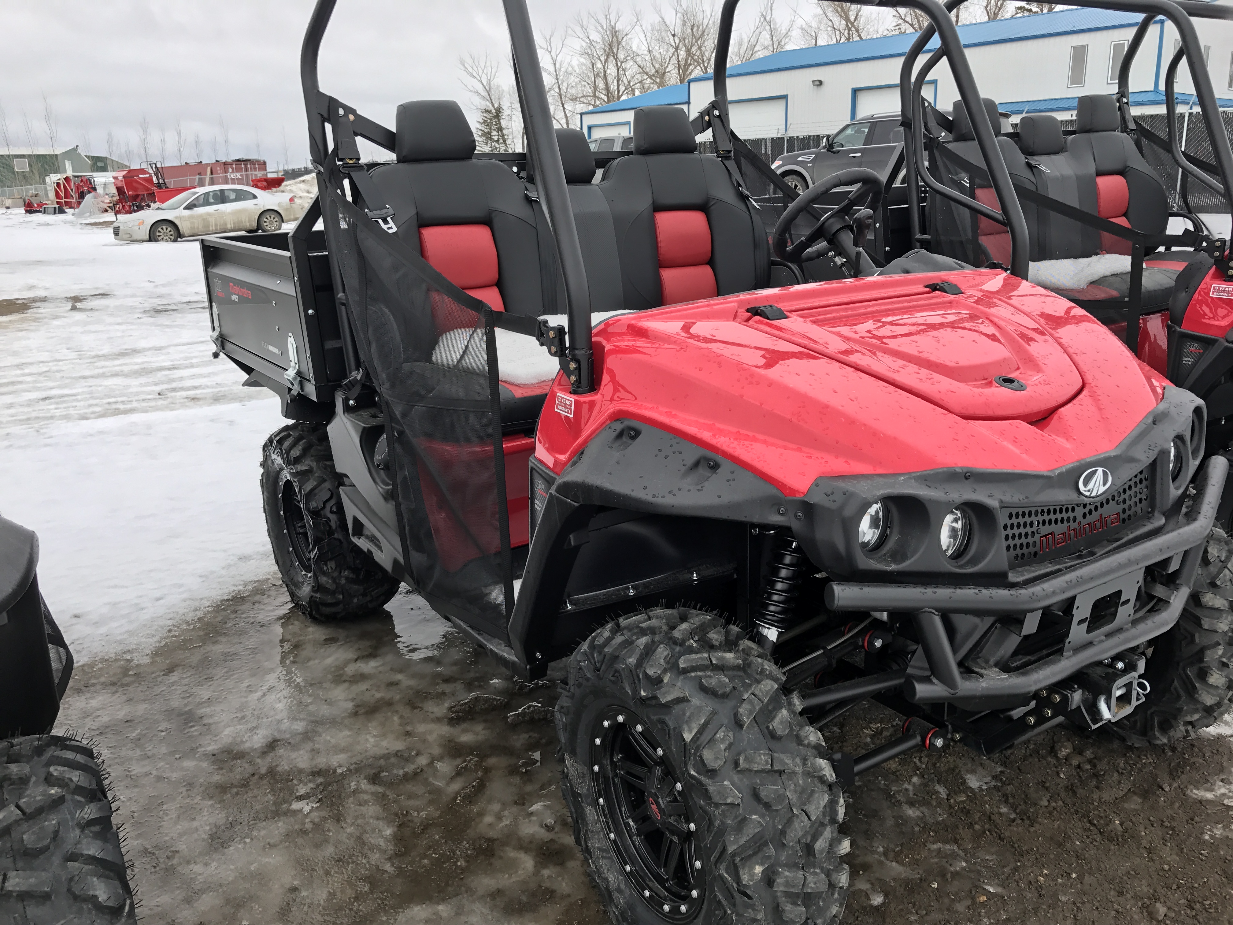 Mahindra mPact XTV 1000 S Diesel Flexhauler Utility Vehicle