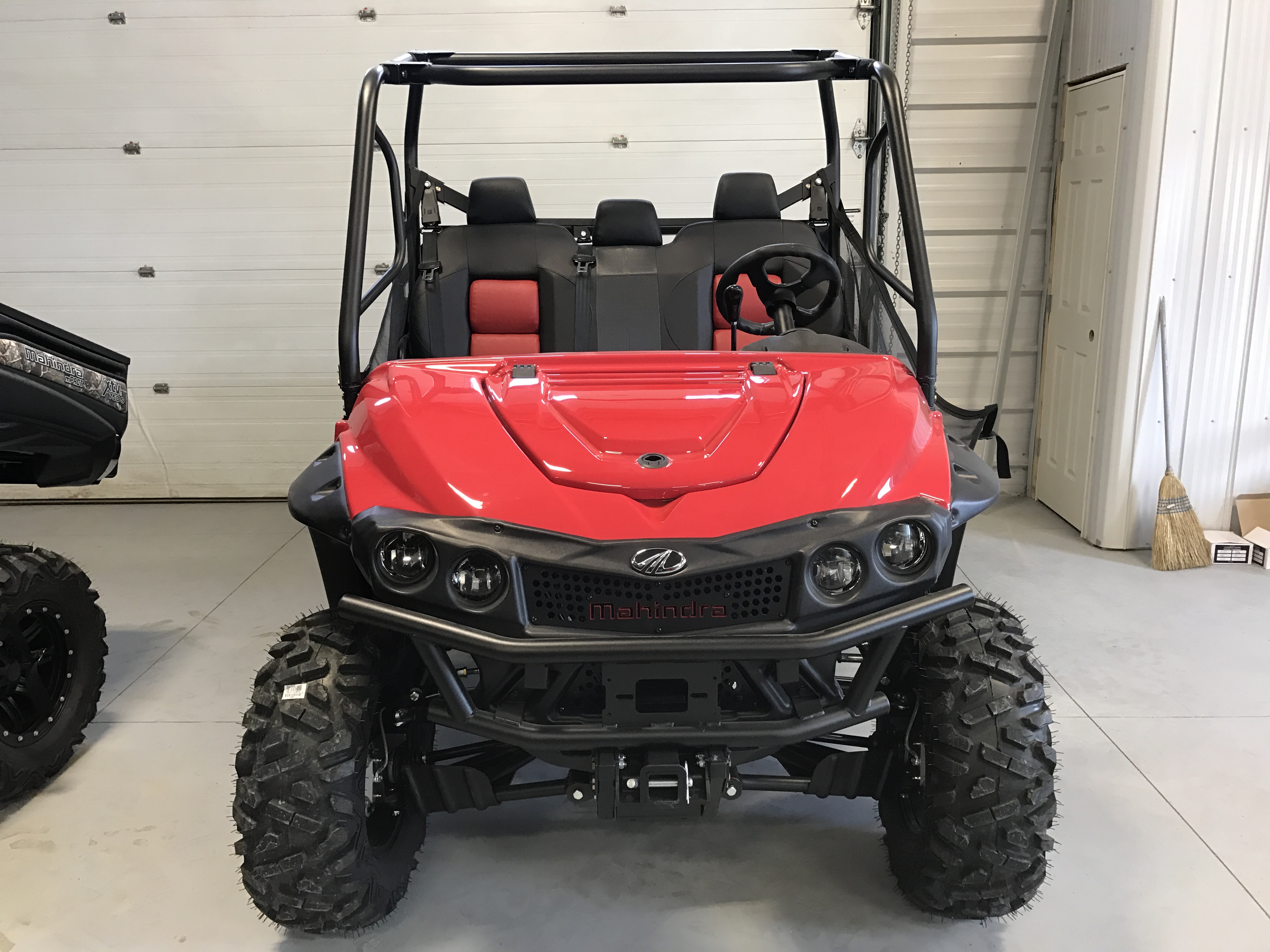 2016 Mahindra mPact XTV 1000 S Diesel Flexhauler Utility Vehicle