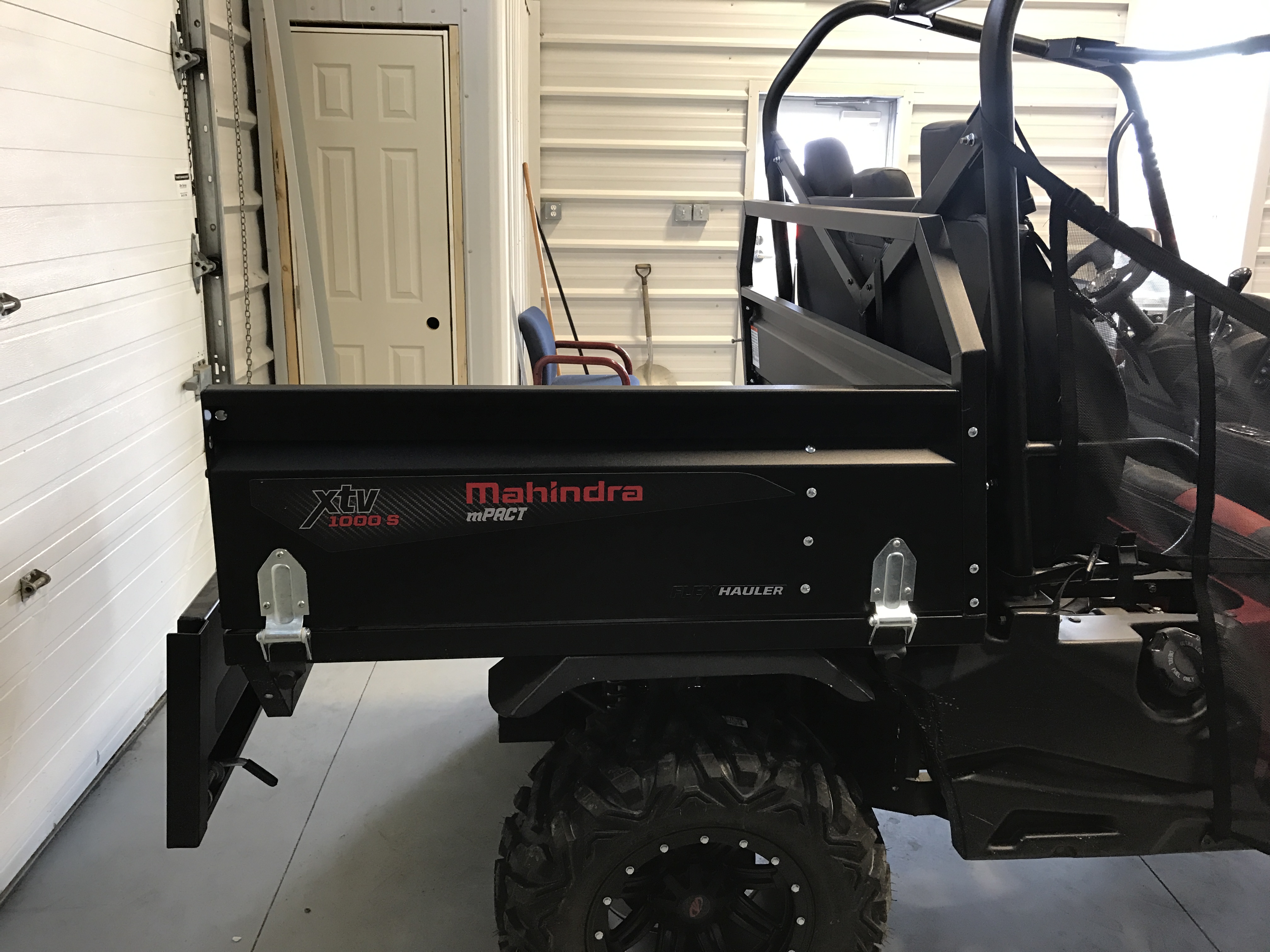 2016 Mahindra mPact XTV 1000 S Diesel Flexhauler Utility Vehicle