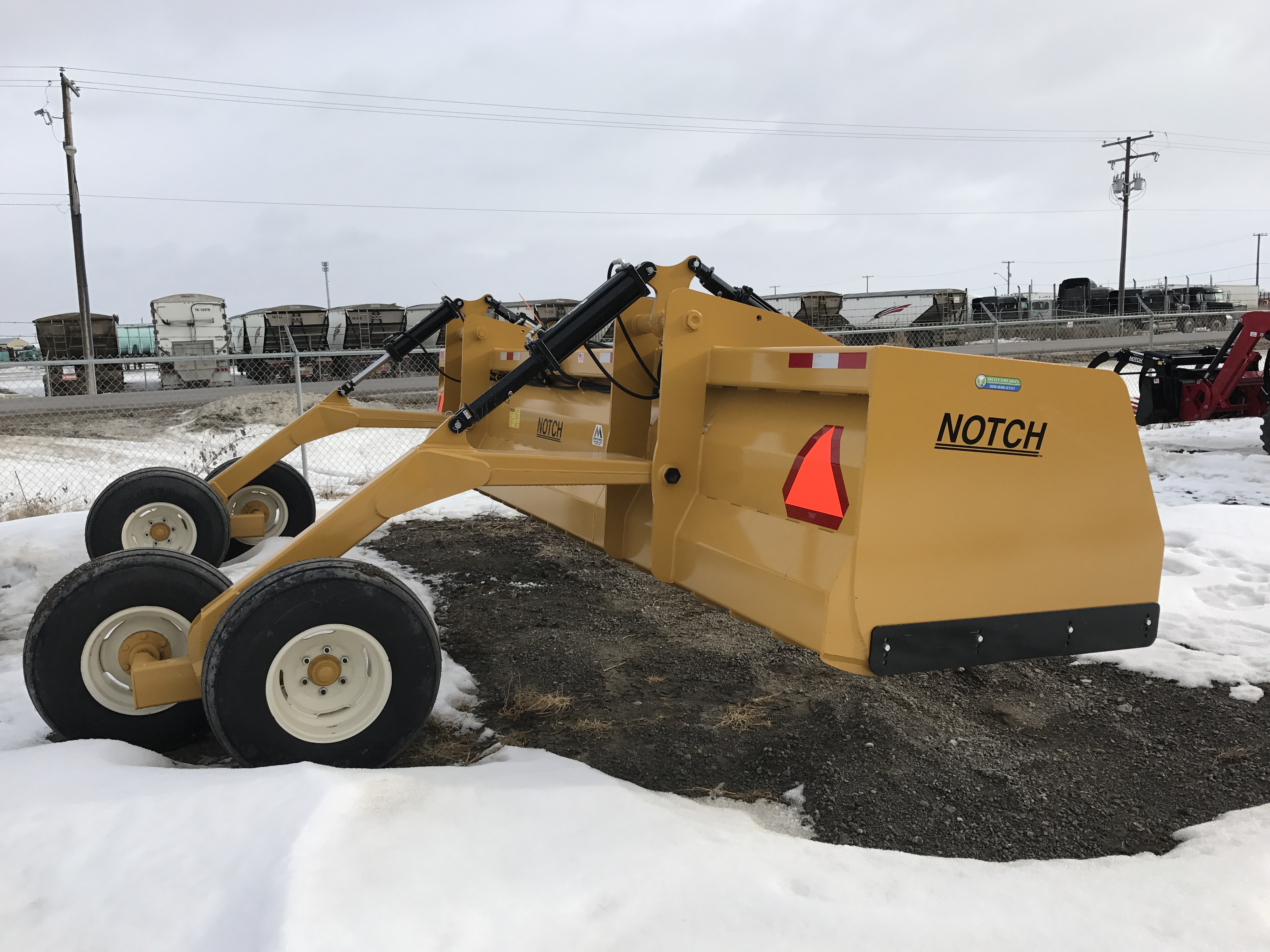 2016 Notch 20TLL Tilt and Lift Land Leveler