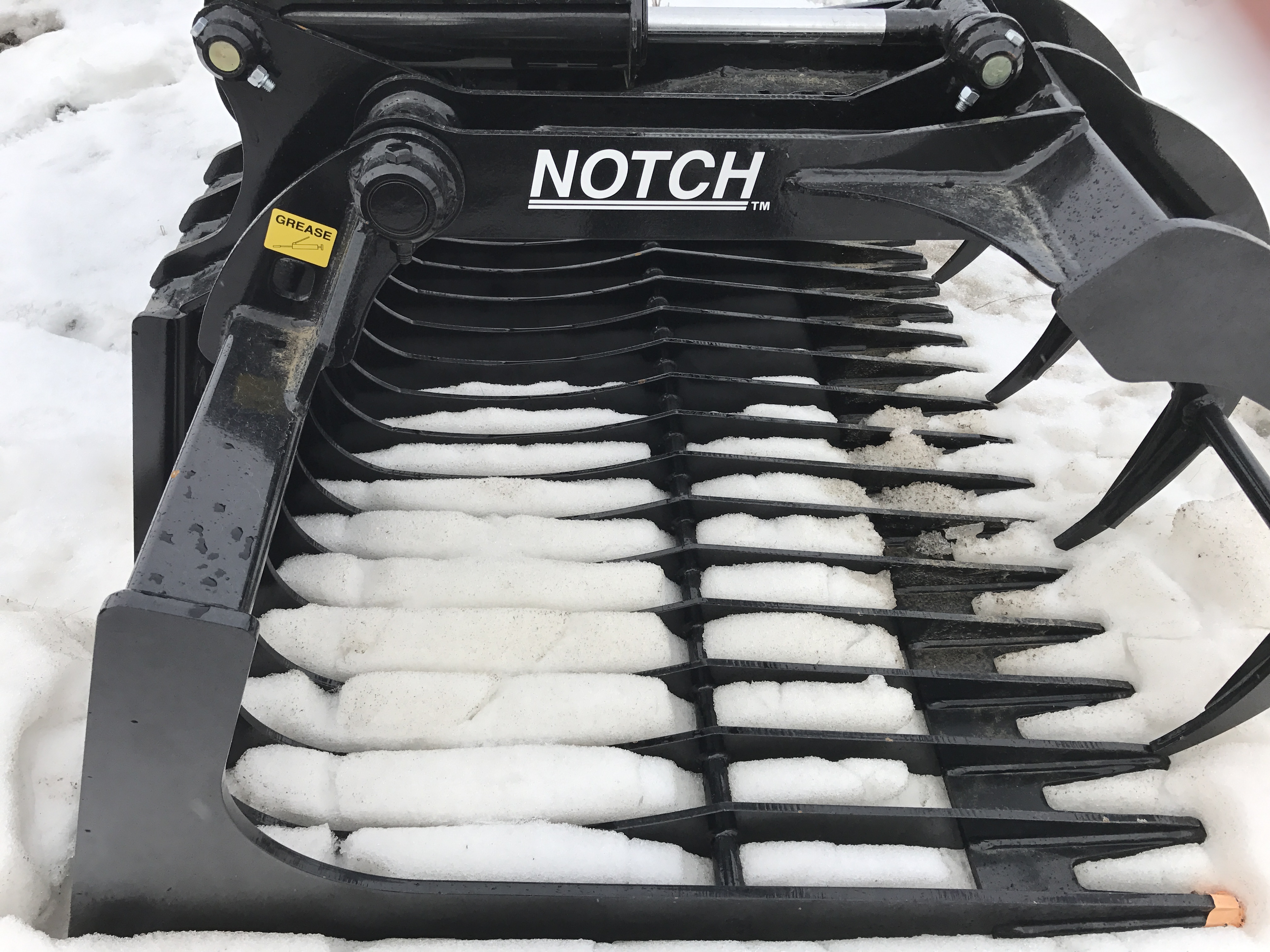 2016 Notch DGRB75 Dual Grapple Rock Bucket