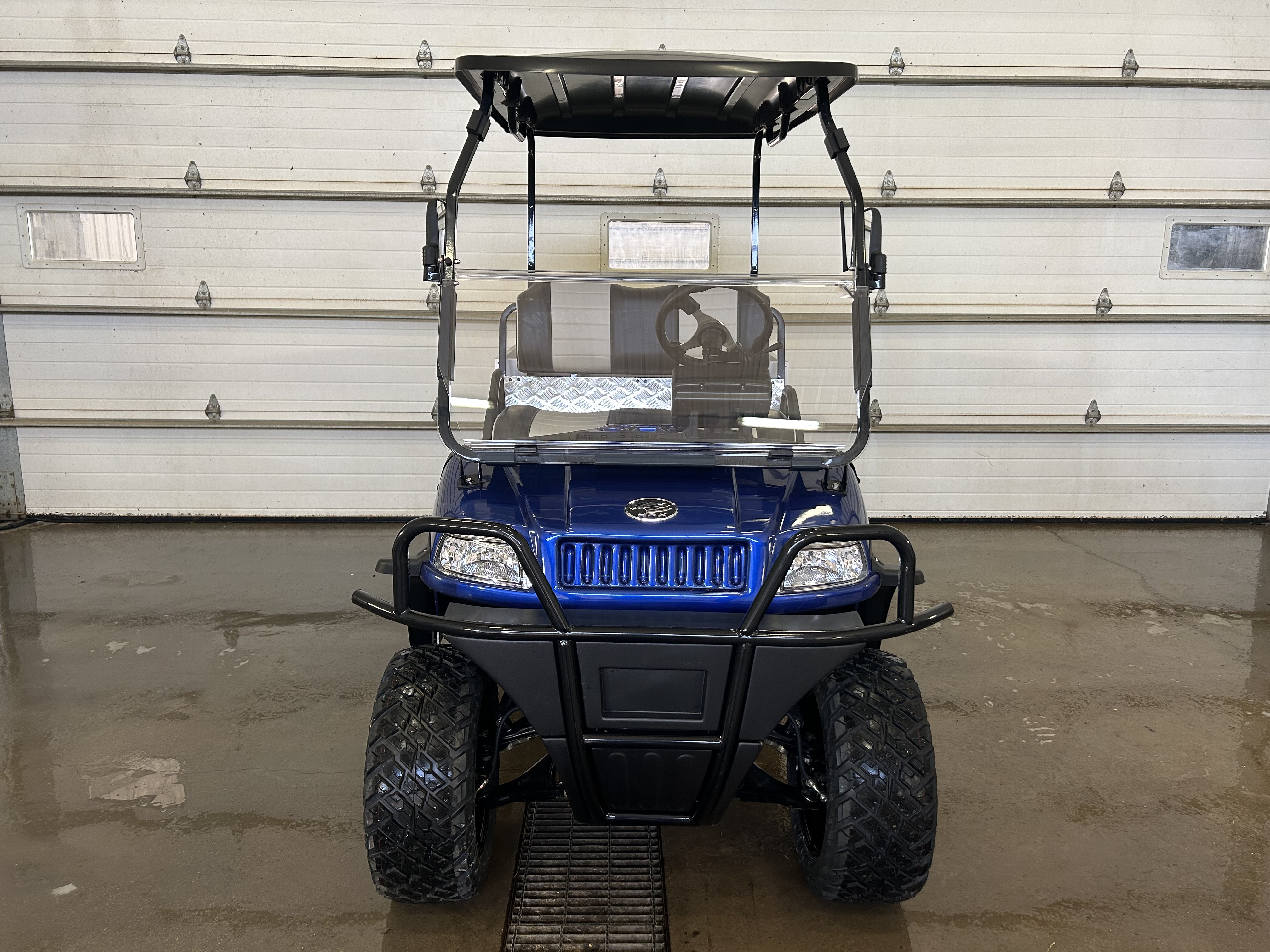 2023 HDK Express Turfman 700 Golf Cart