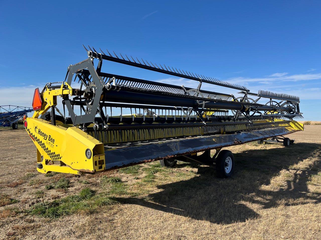 2015 Honey Bee AF240 DK CNH-6 Header Draper Flex