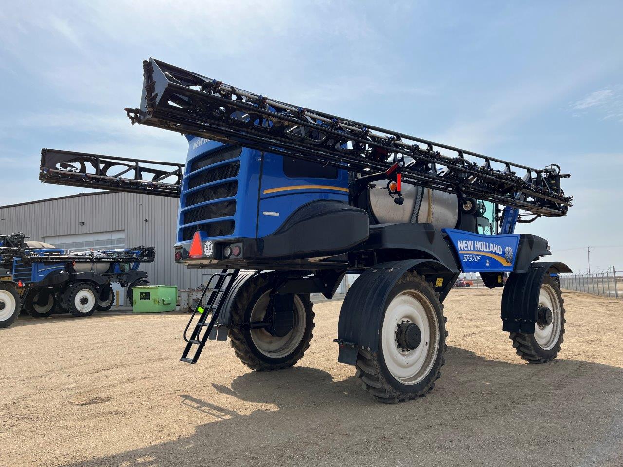 2022 New Holland SP.370F Sprayer/High Clearance