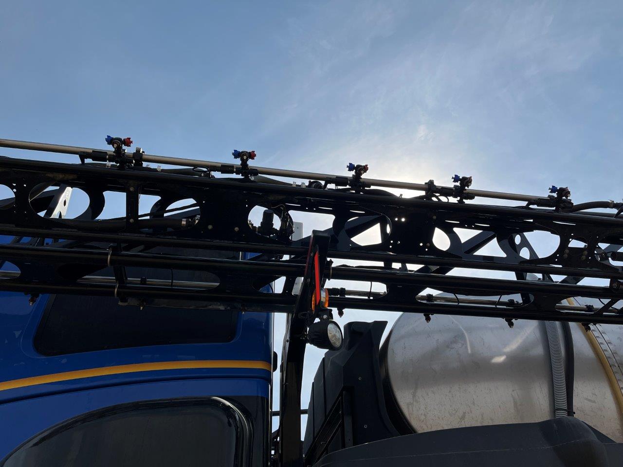 2022 New Holland SP.370F Sprayer/High Clearance