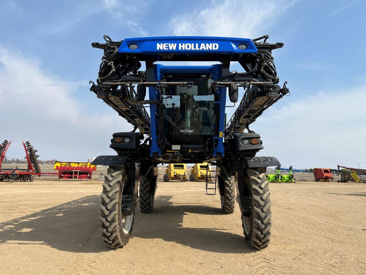 2022 New Holland SP.370F Sprayer/High Clearance