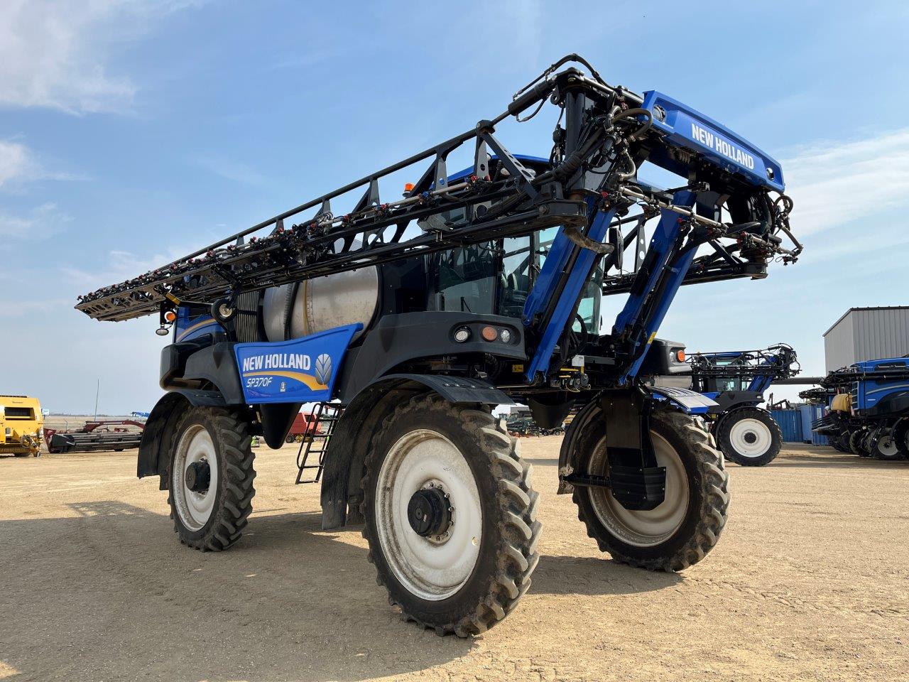 2022 New Holland SP.370F Sprayer/High Clearance