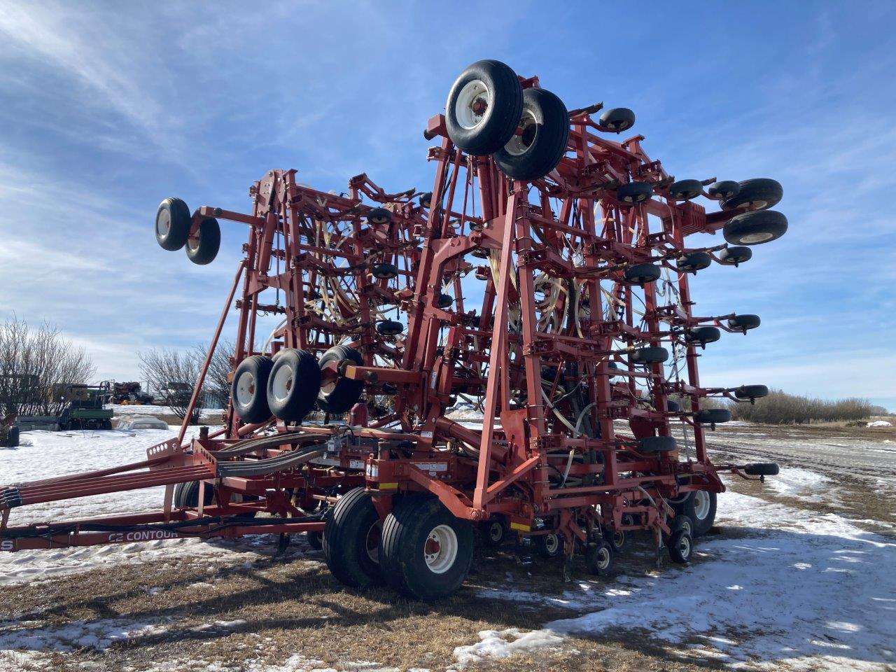 2012 Morris C2 8012 w/ 8370XL TBT w/ Palmier MFG 3200 Gal Cart Air Drill