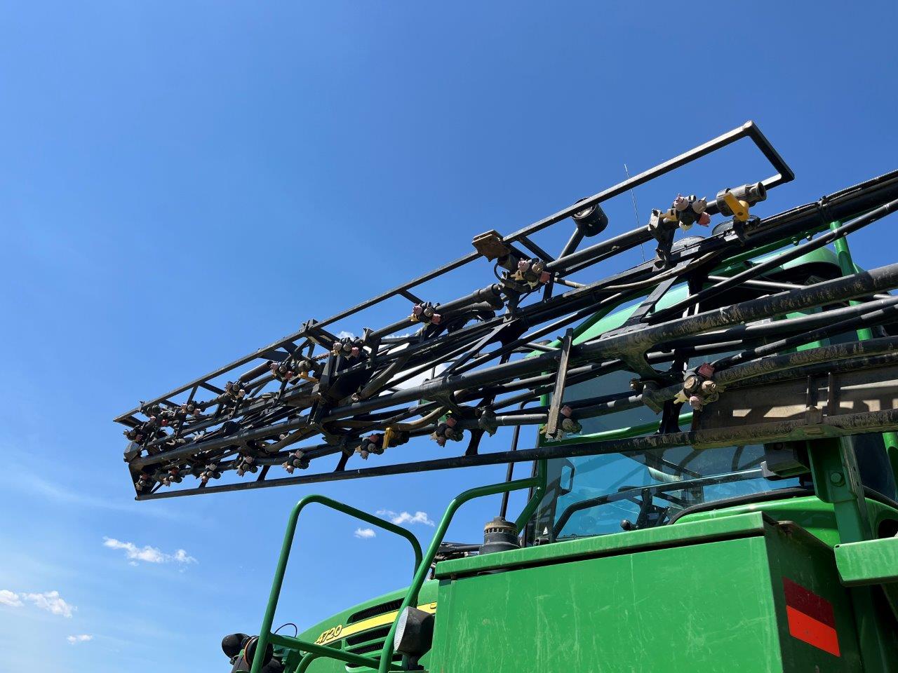 2006 John Deere 4720 Sprayer/High Clearance