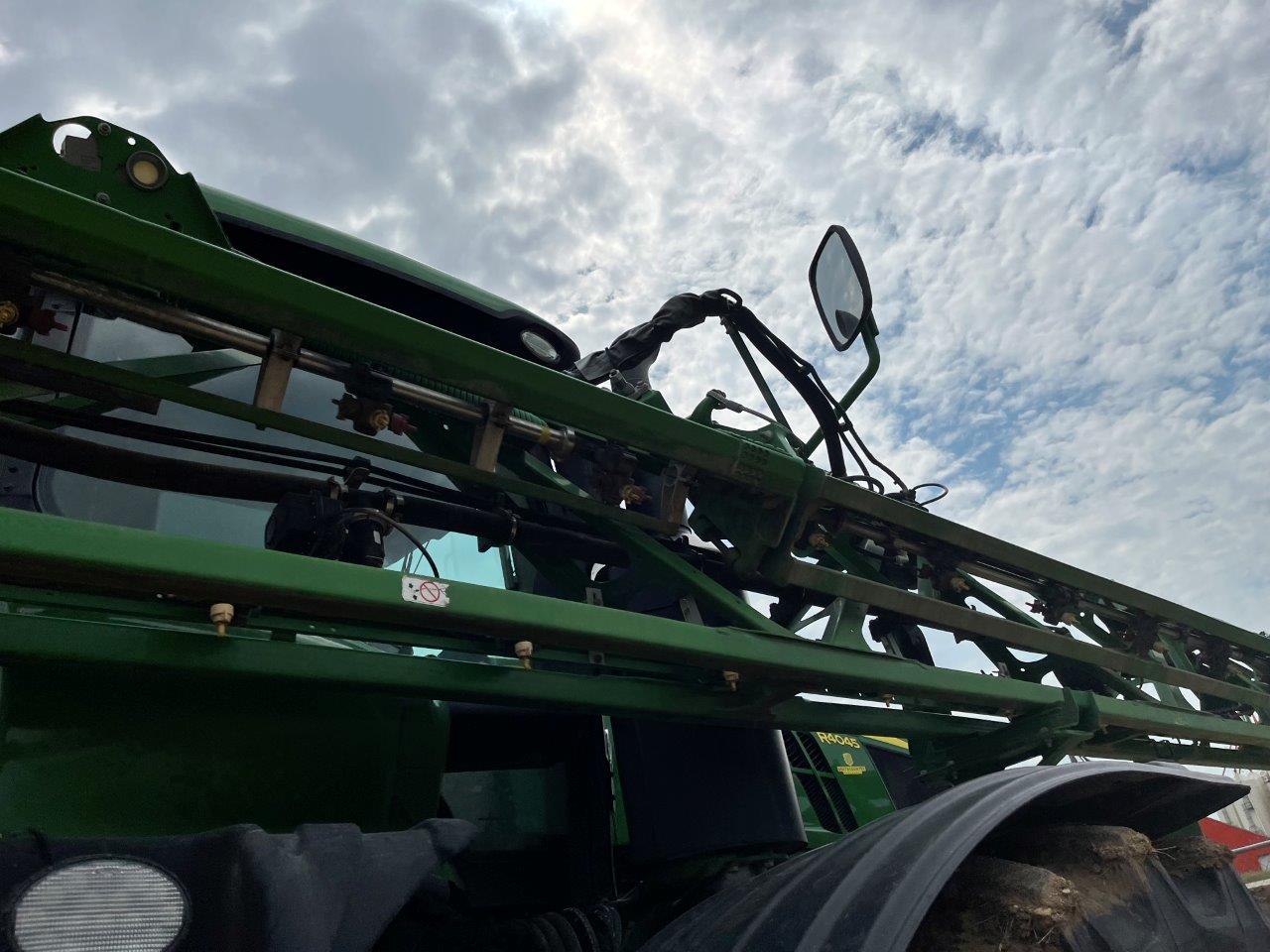 2017 John Deere R4045 Sprayer/High Clearance