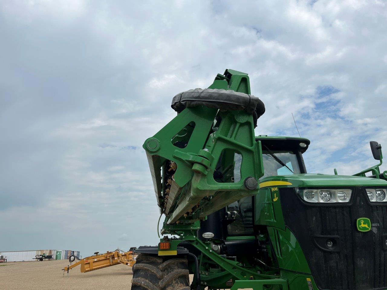 2017 John Deere R4045 Sprayer/High Clearance