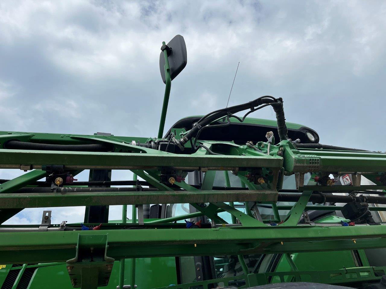 2017 John Deere R4045 Sprayer/High Clearance