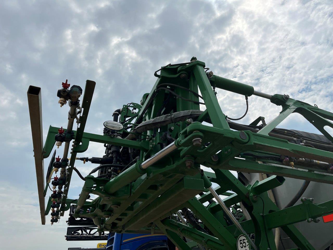 2017 John Deere R4045 Sprayer/High Clearance