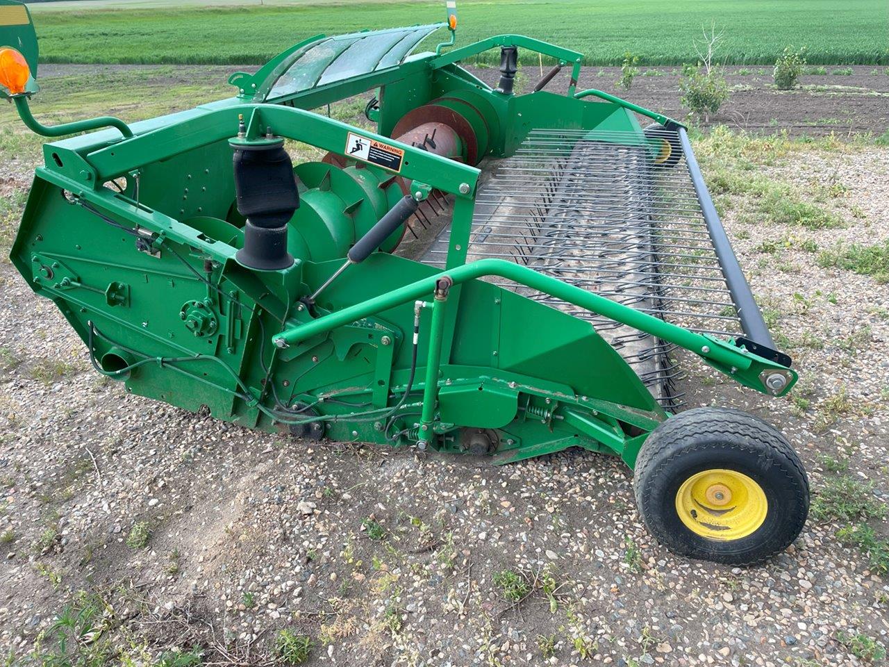 2006 John Deere 615P Header Combine