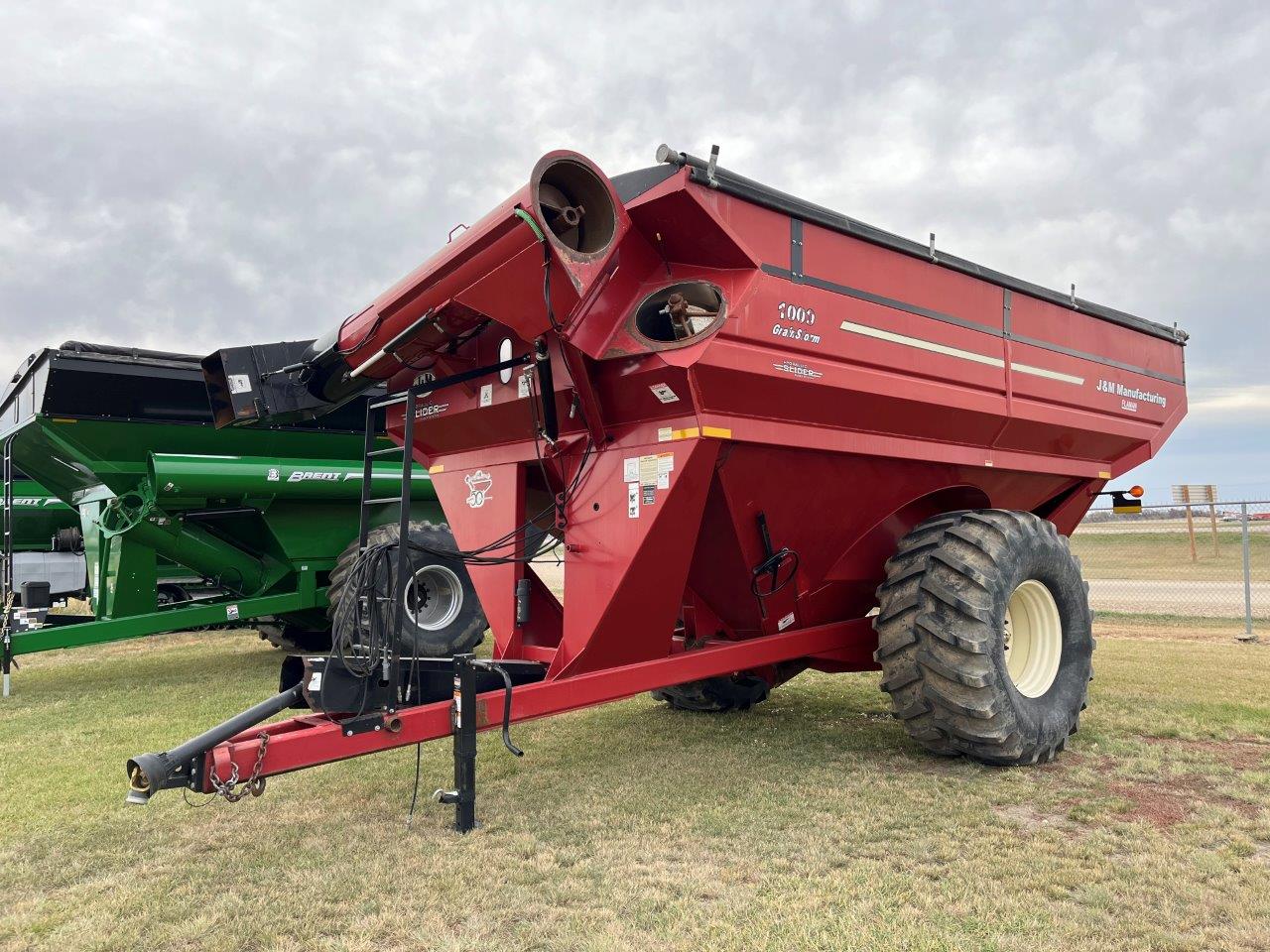 2010 J&M 1000-20 Grain Cart