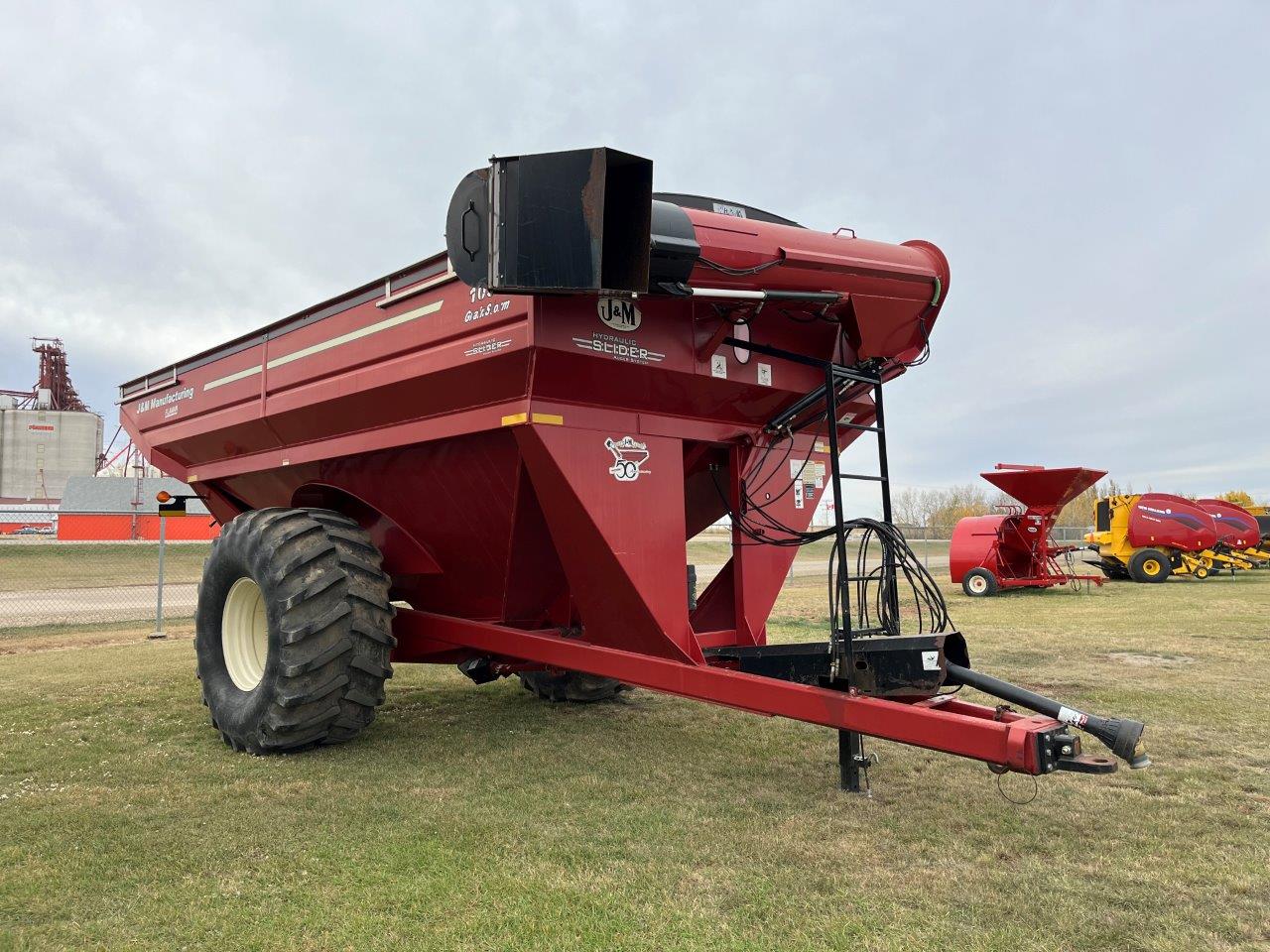 2010 J&M 1000-20 Grain Cart