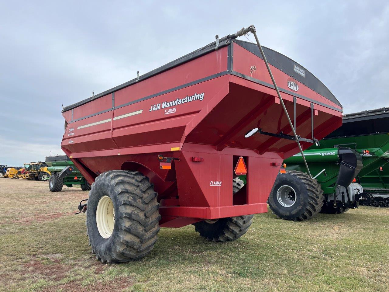 2010 J&M 1000-20 Grain Cart