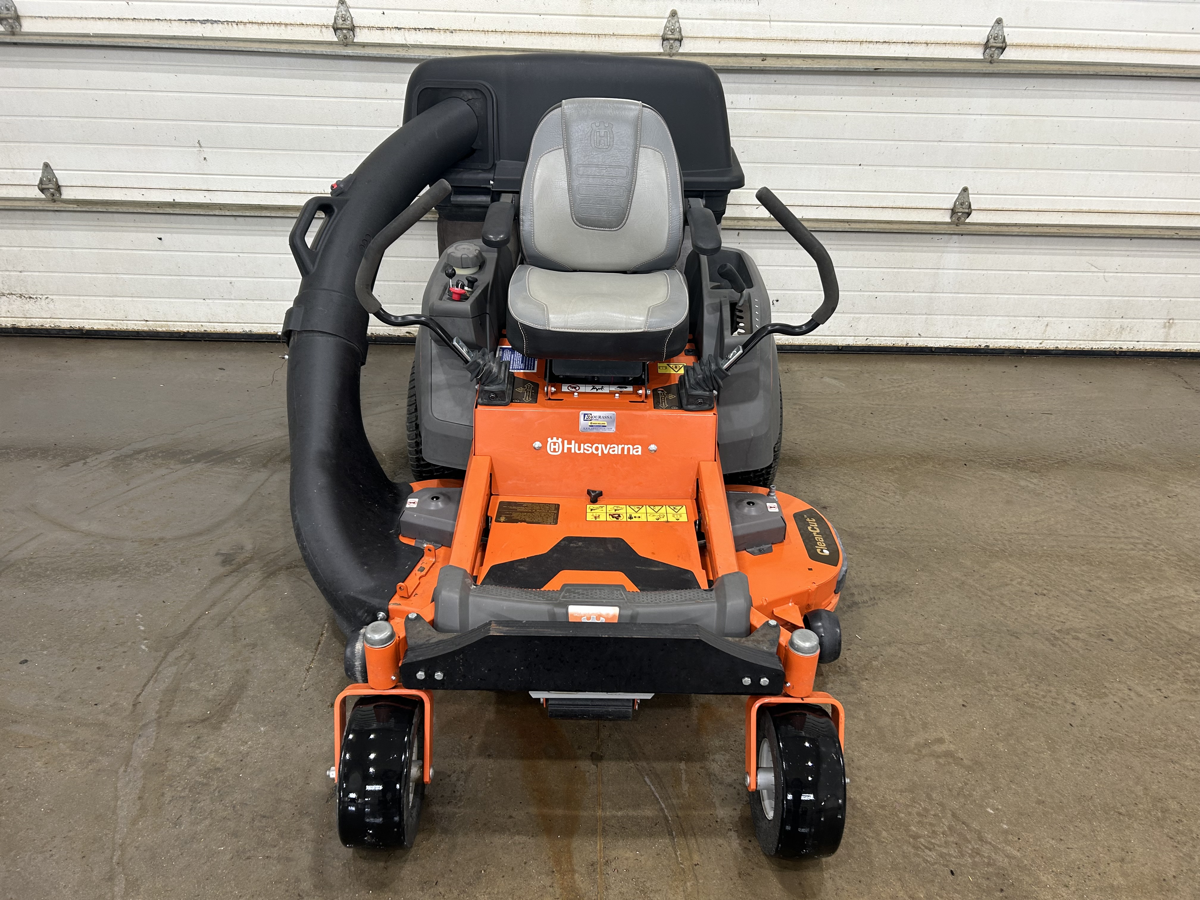 2020 Husqvarna Z248F w/ Bagger Mower/Zero Turn