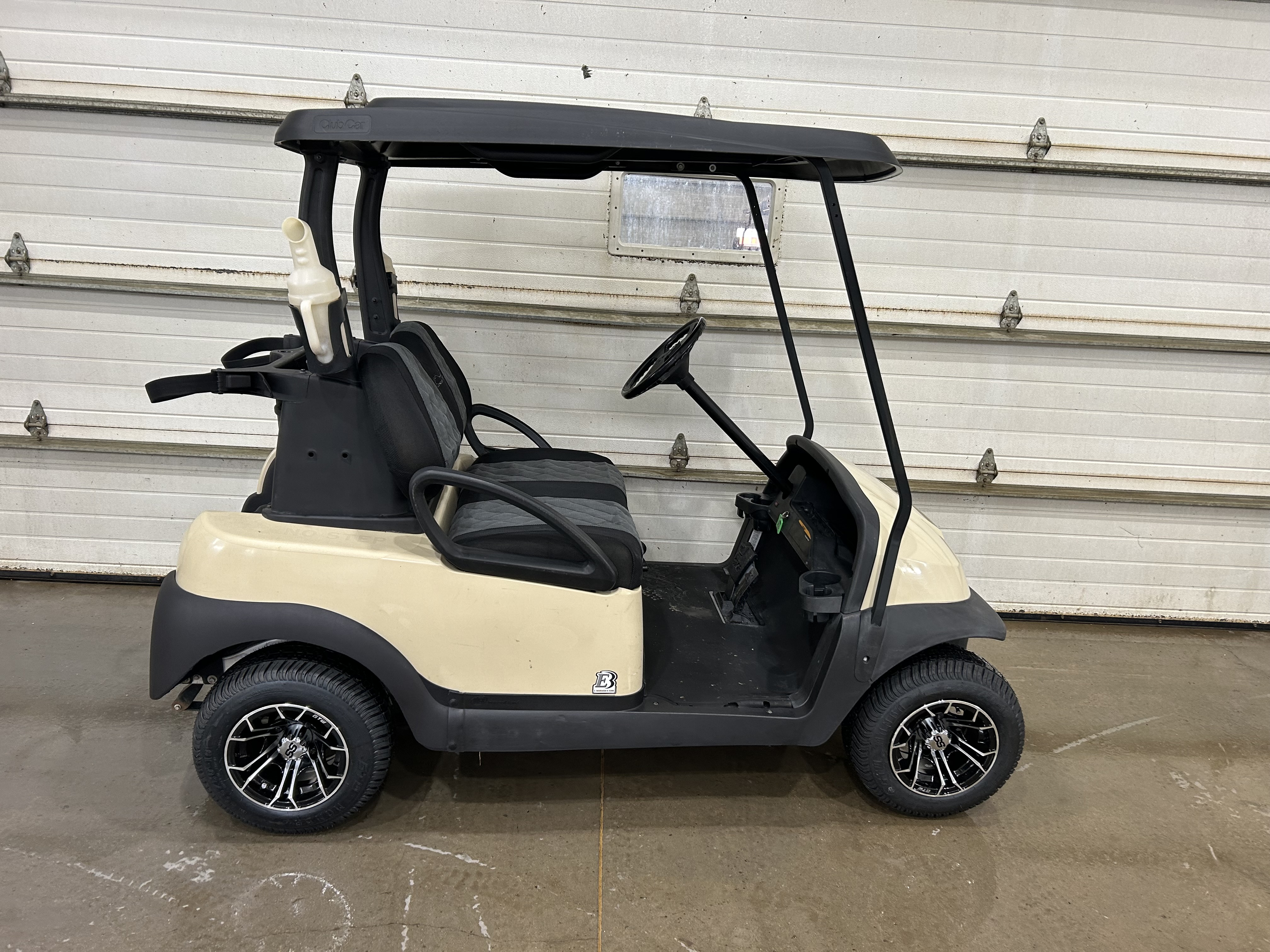 2010 Club Car Precedent Gas Golf Cart