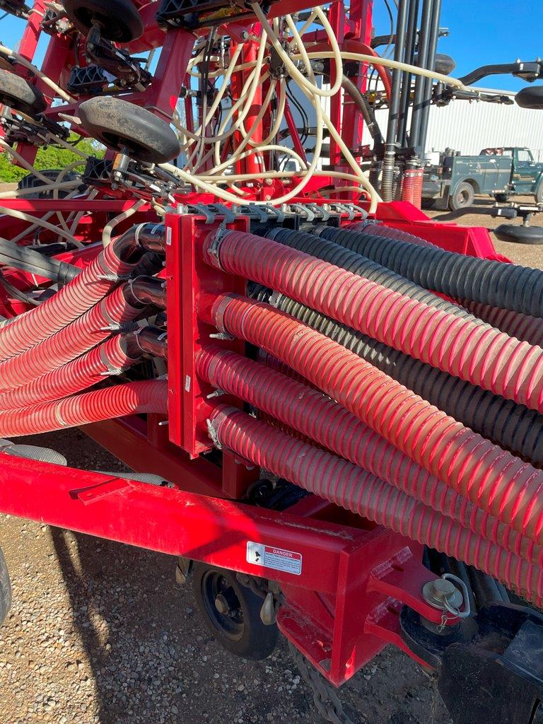 2021 Bourgault 3335QDA 76'12" w/ MY2017 7700 Air Drill