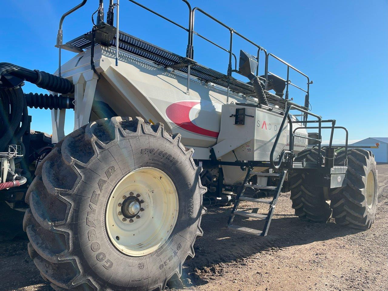 2021 Bourgault 3335QDA 76'12" w/ MY2017 7700 Air Drill