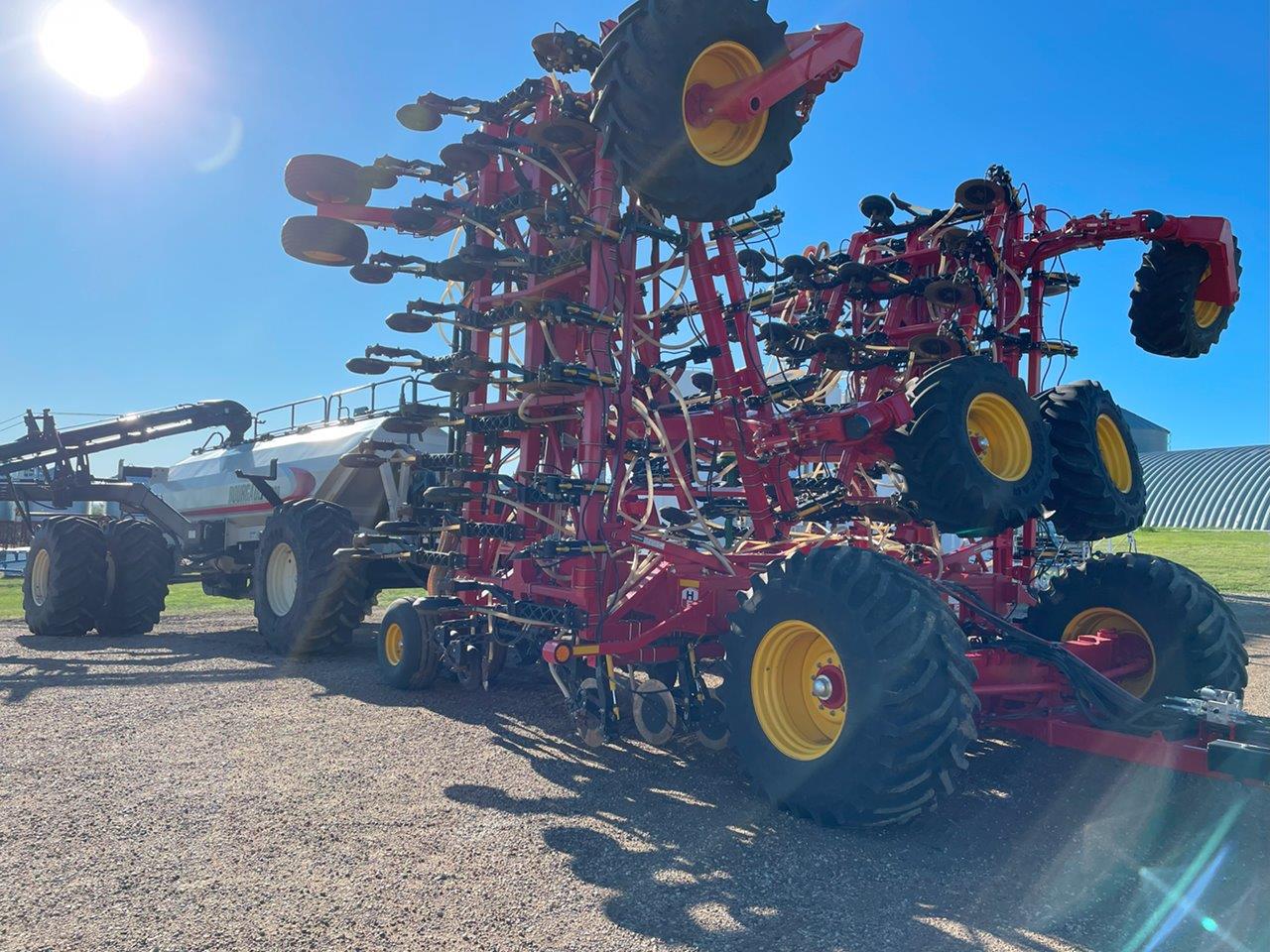 2021 Bourgault 3335QDA 76'12" w/ MY2017 7700 Air Drill