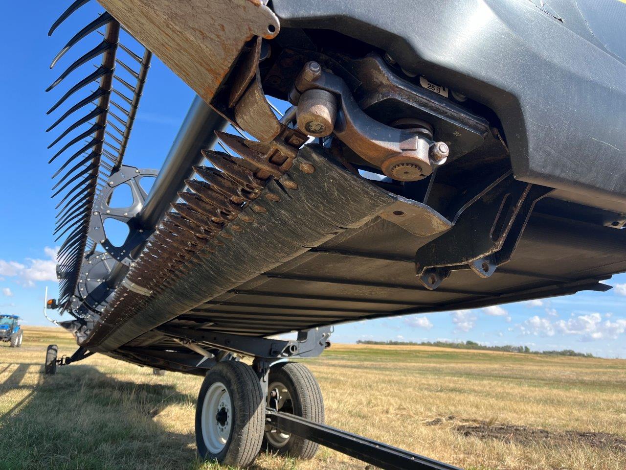 2014 MacDon FD75-45 CNH Header Draper Flex