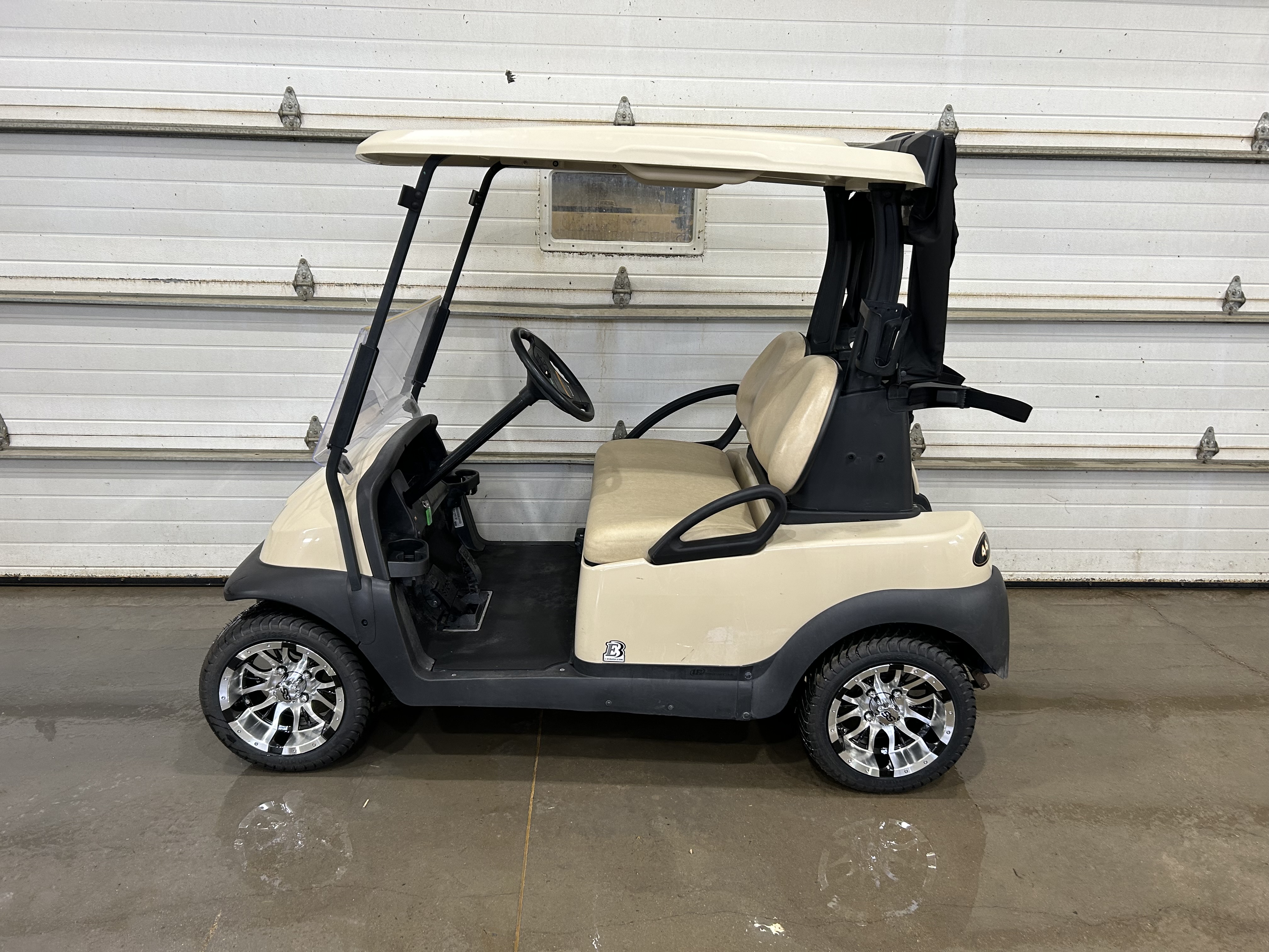 2016 Club Car Precedent Golf Cart