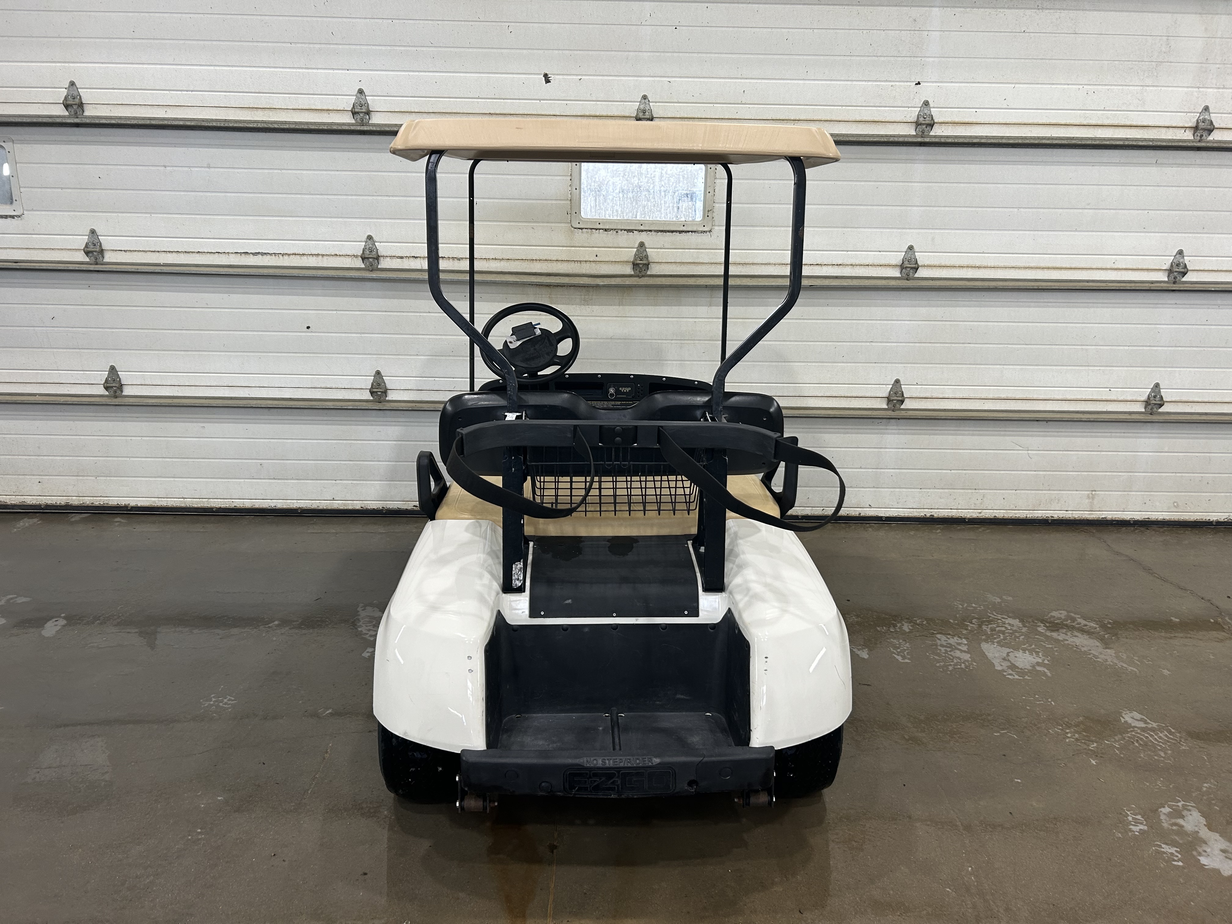 2012 E-Z-GO TXT Gas Golf Cart