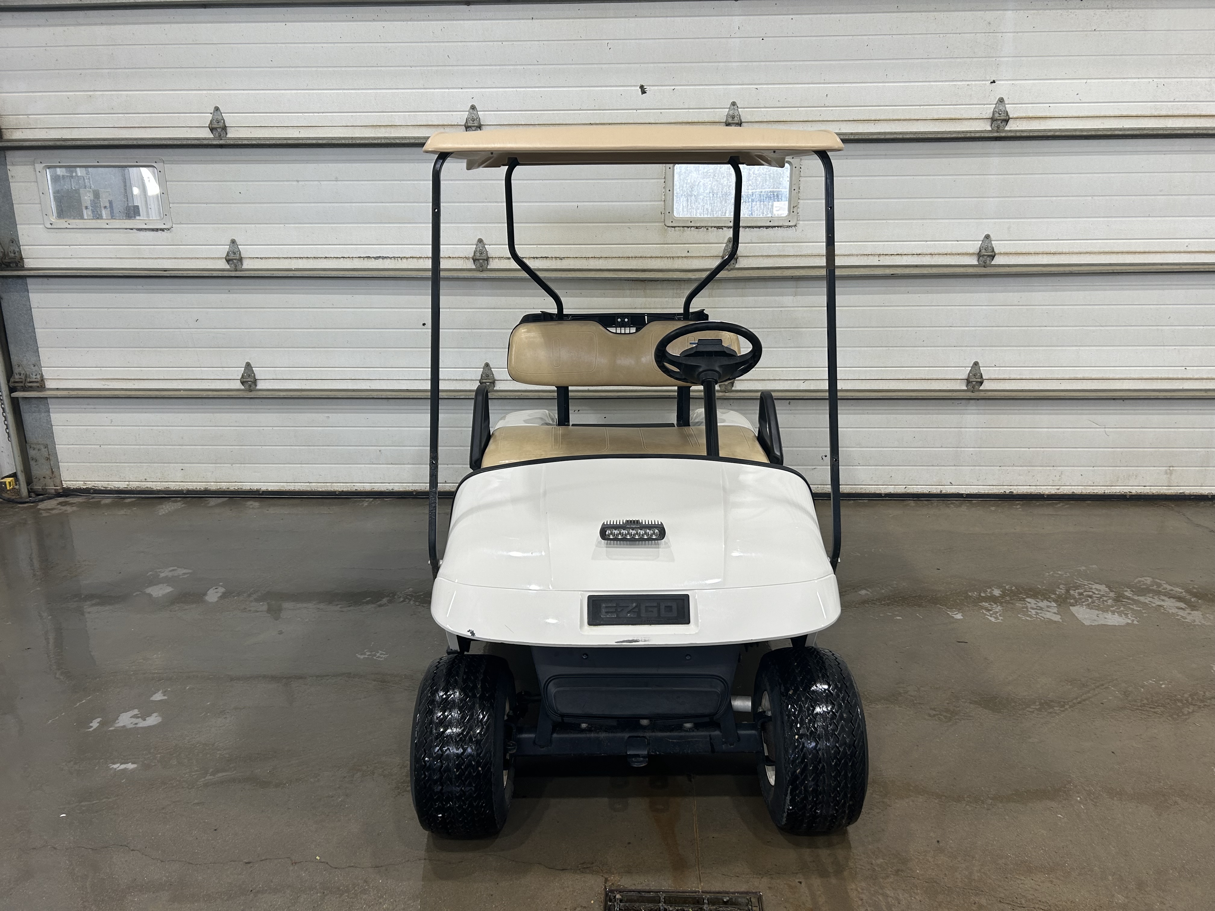 2012 E-Z-GO TXT Gas Golf Cart