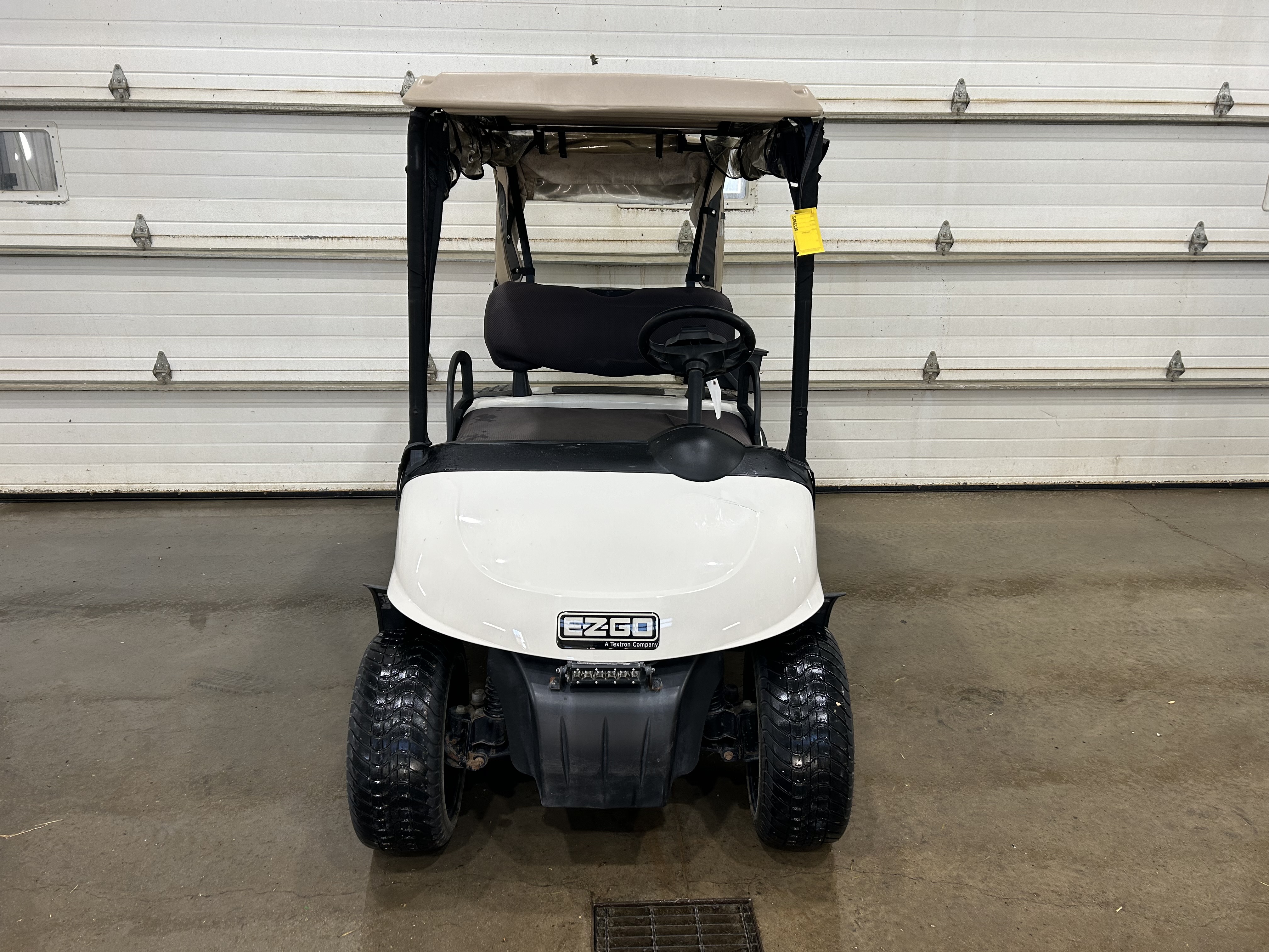 2009 E-Z-GO RXV - Gas Golf Cart