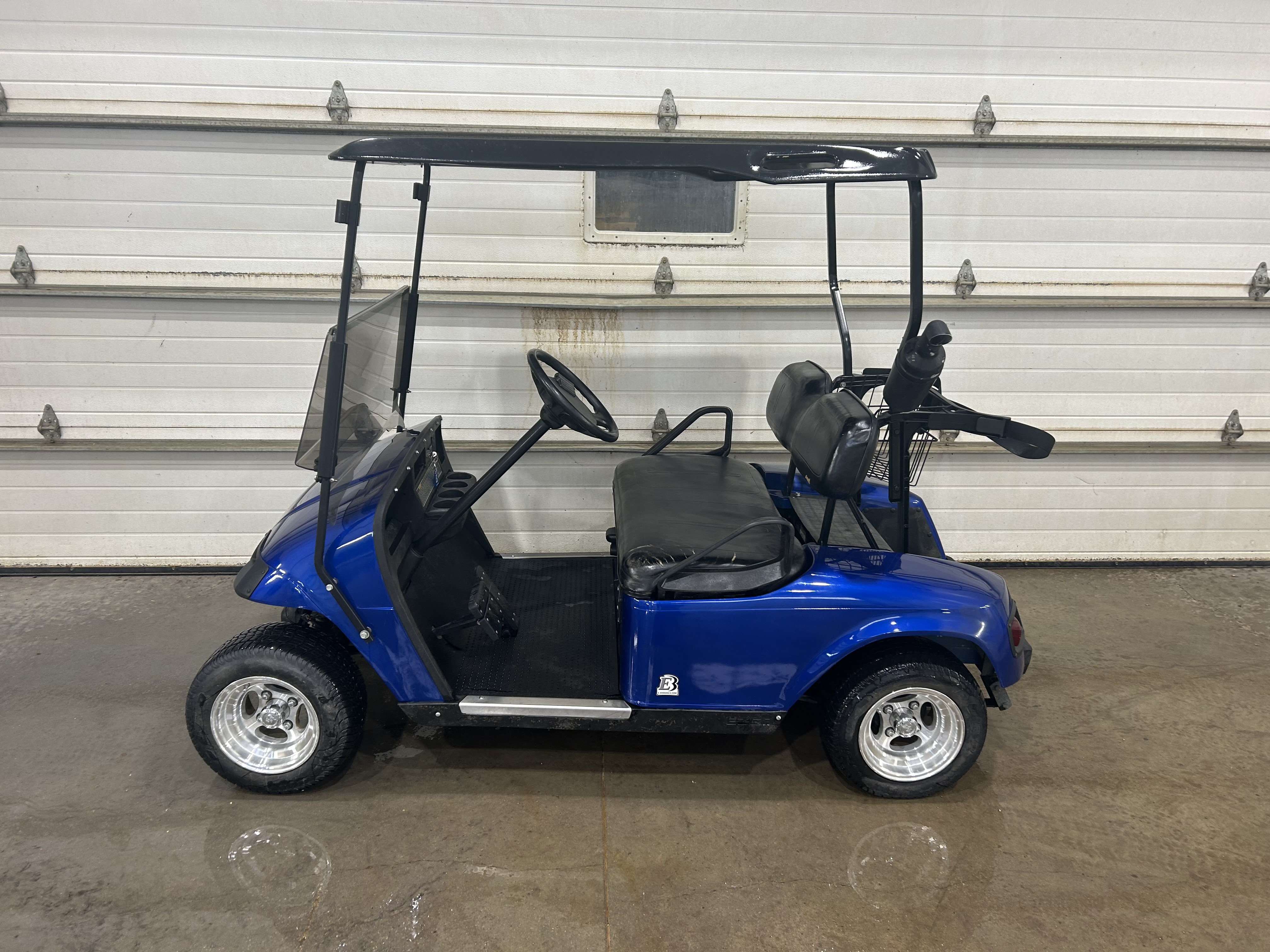 2005 E-Z-GO TXT Electric Golf Cart