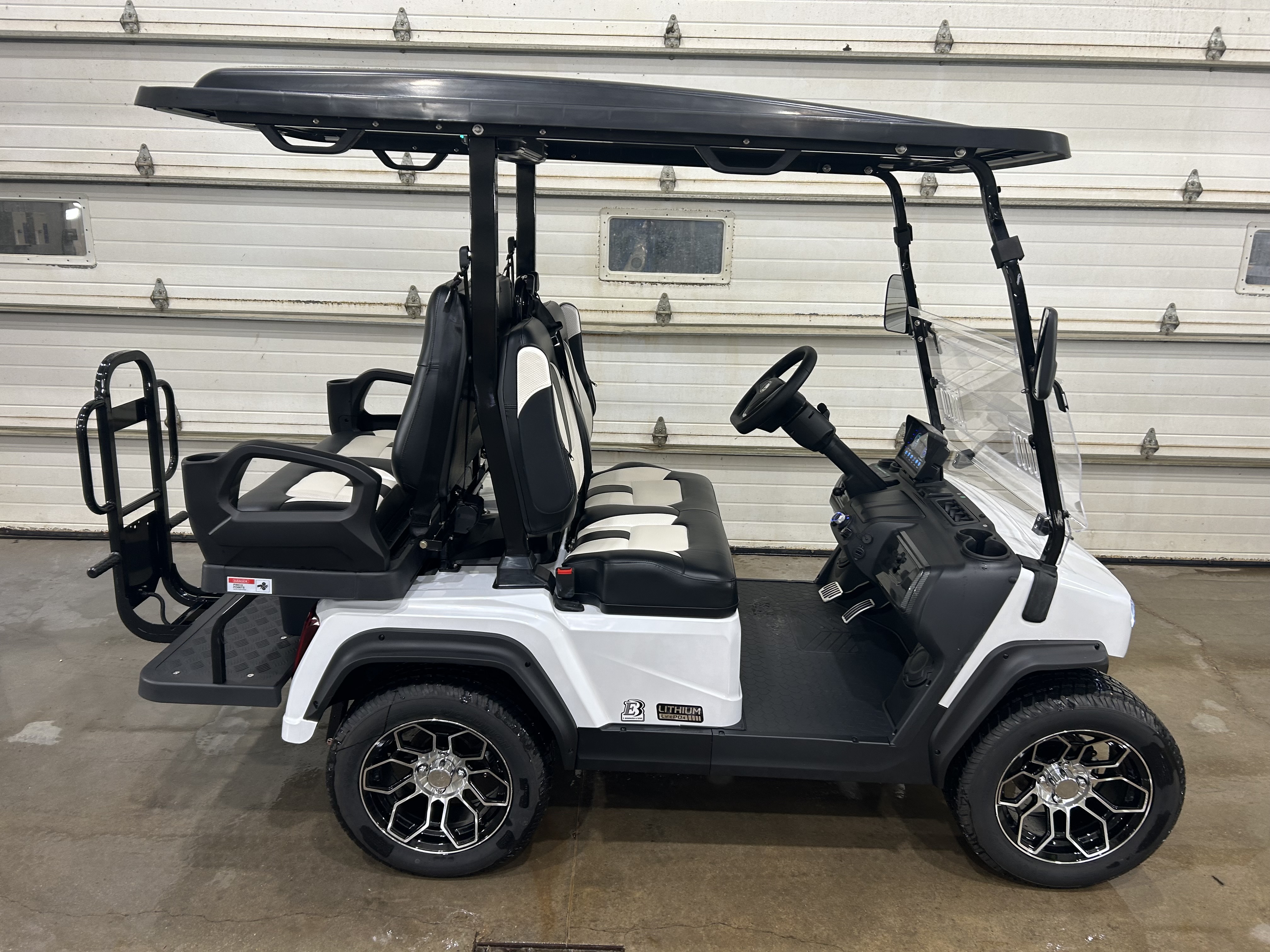 2024 HDK Express DS Ranger 2 + 2 Golf Cart