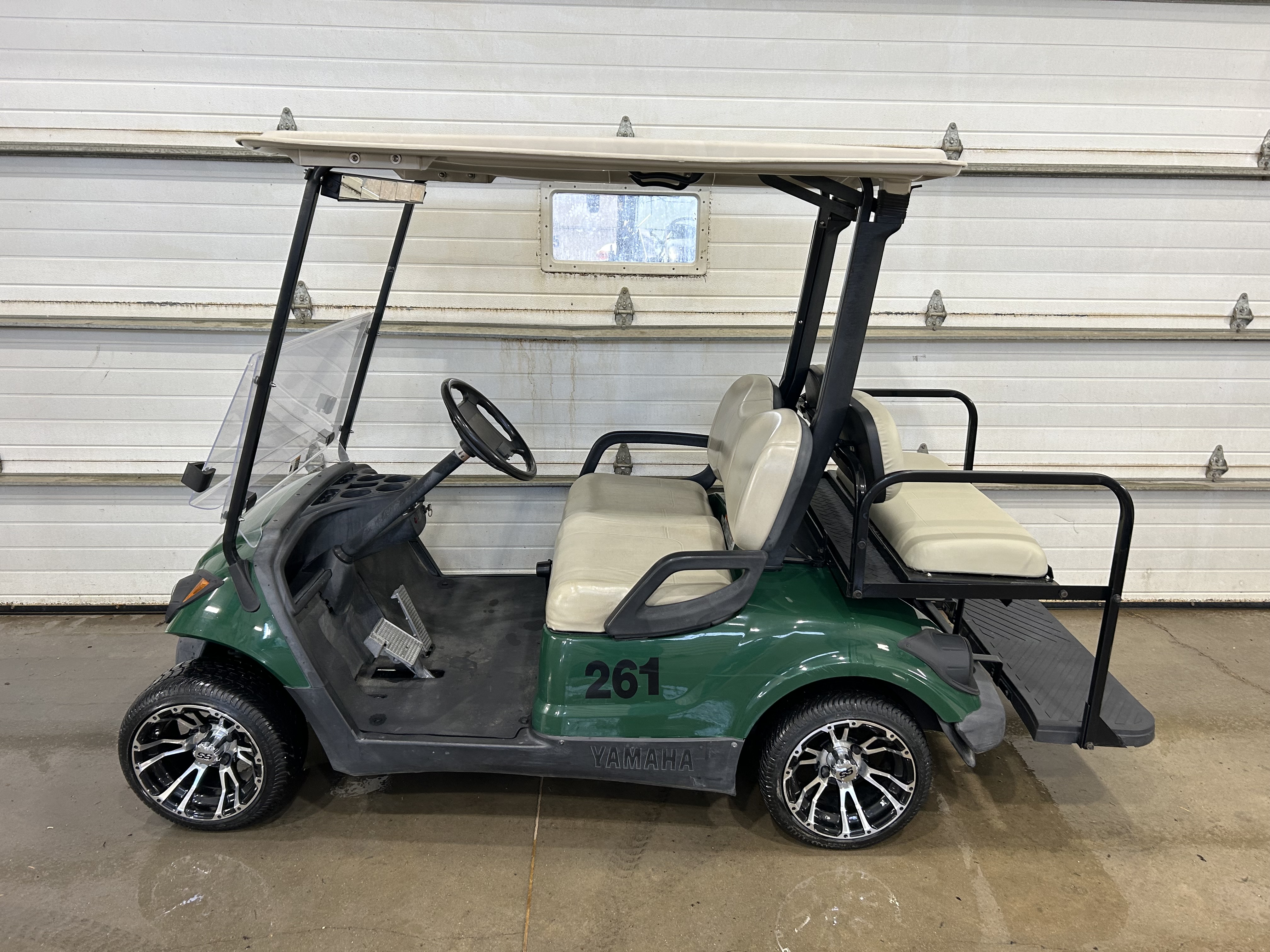 2010 Yamaha Drive Golf Cart