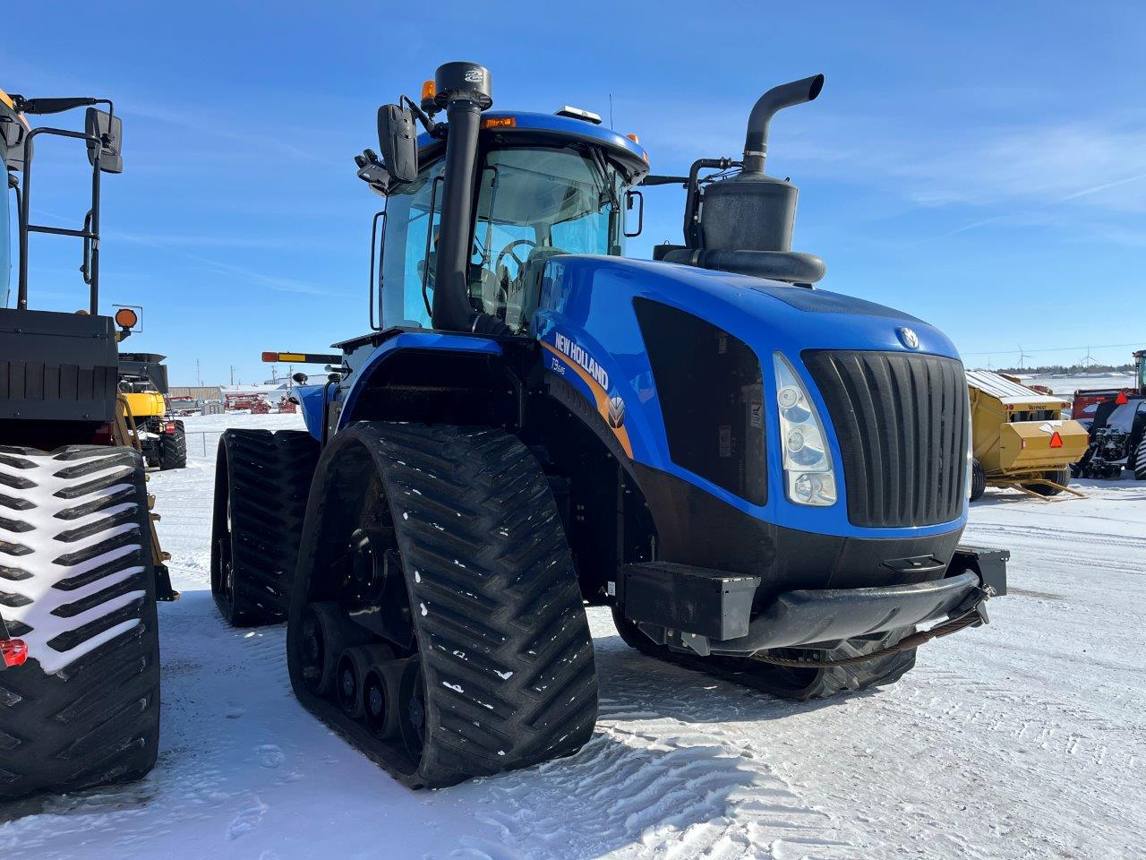 2017 New Holland T9.645 SmartTrax Tractor