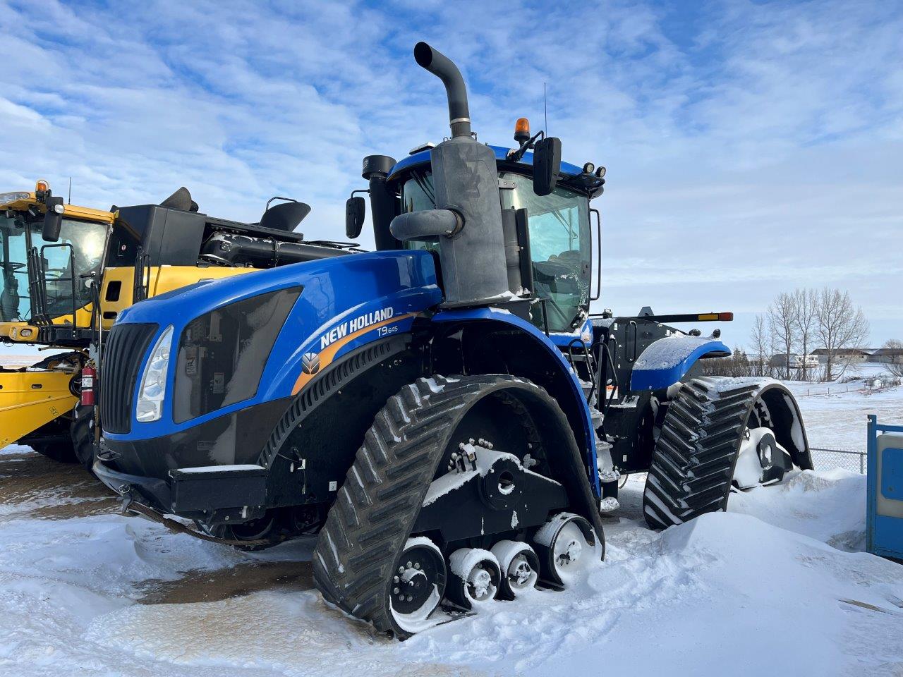 2017 New Holland T9.645 SmartTrax Tractor