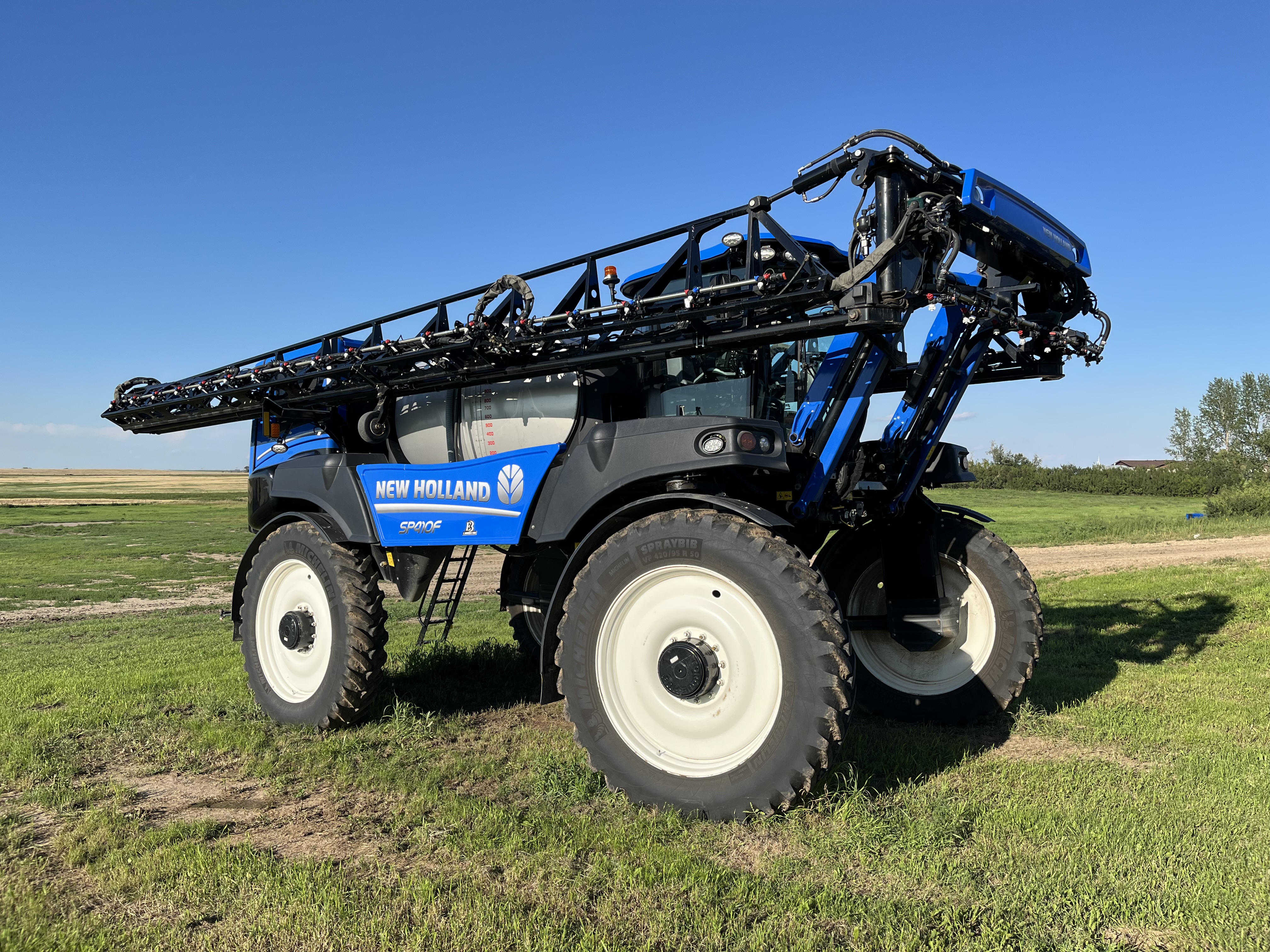 2023 New Holland SP.410F Sprayer/High Clearance