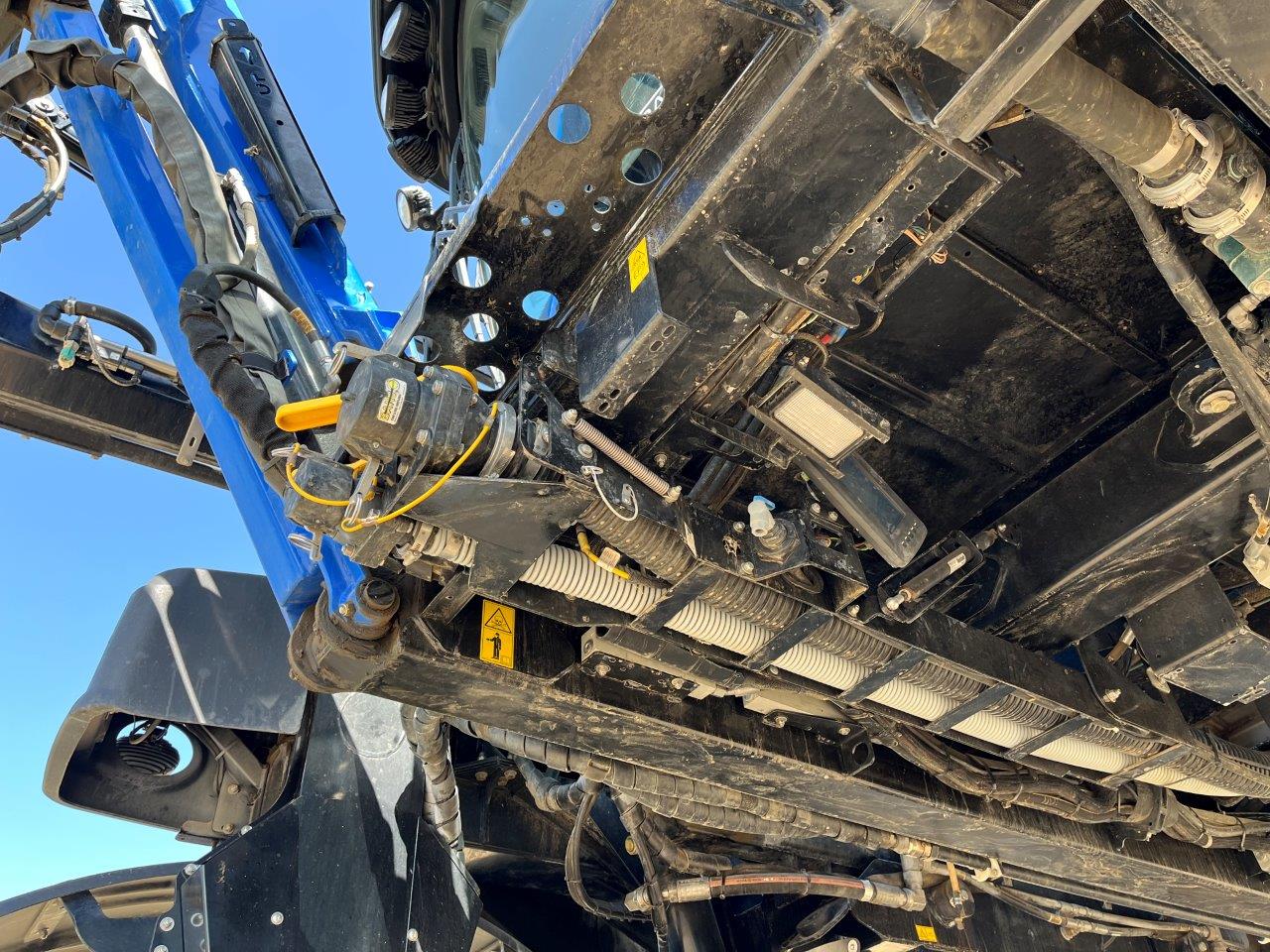 2019 New Holland SP.410F Sprayer/High Clearance