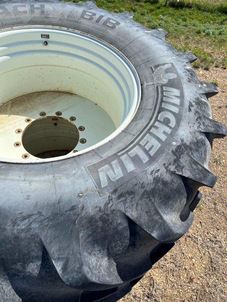 2019 New Holland SP.410F Sprayer/High Clearance