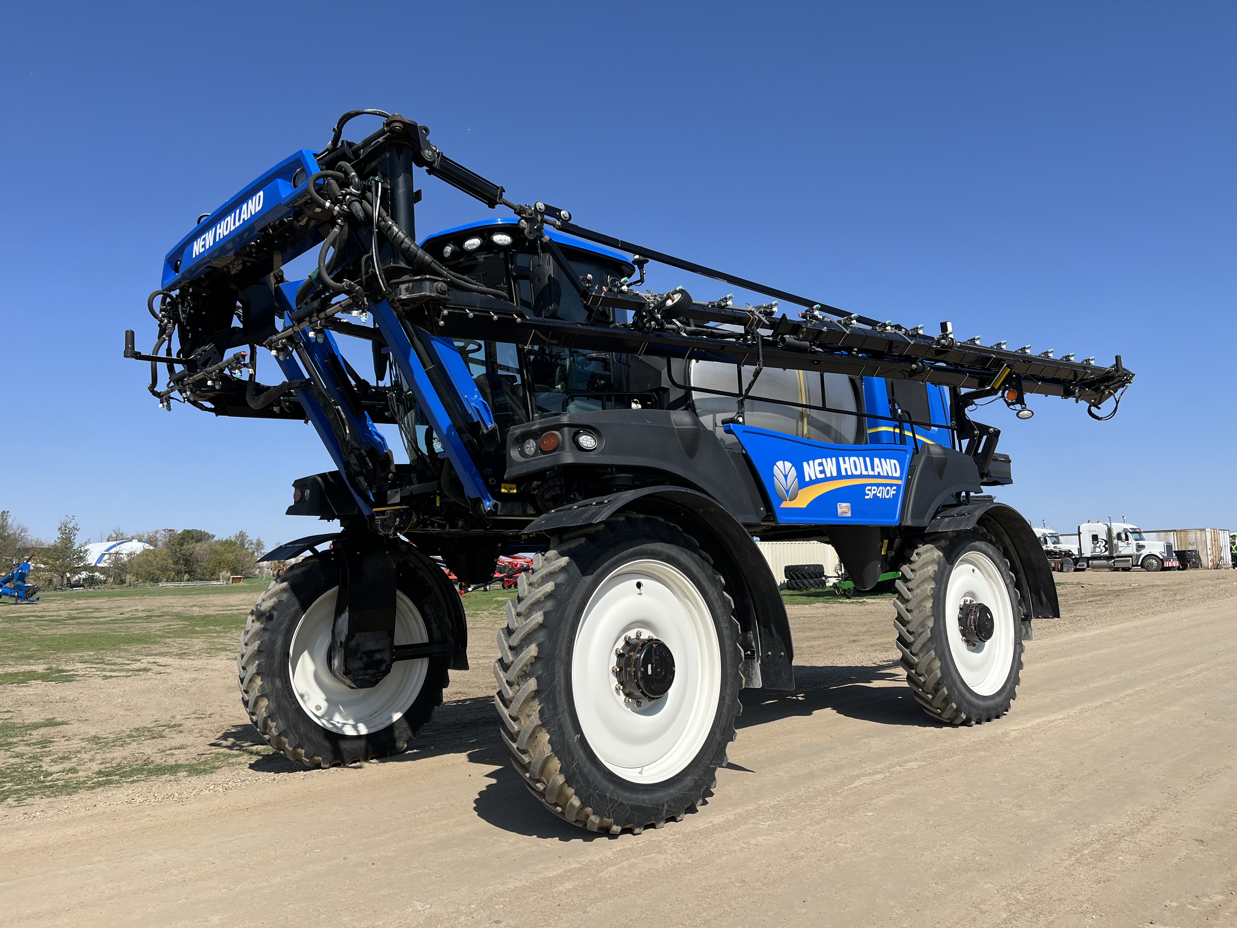 2019 New Holland SP.410F Sprayer/High Clearance