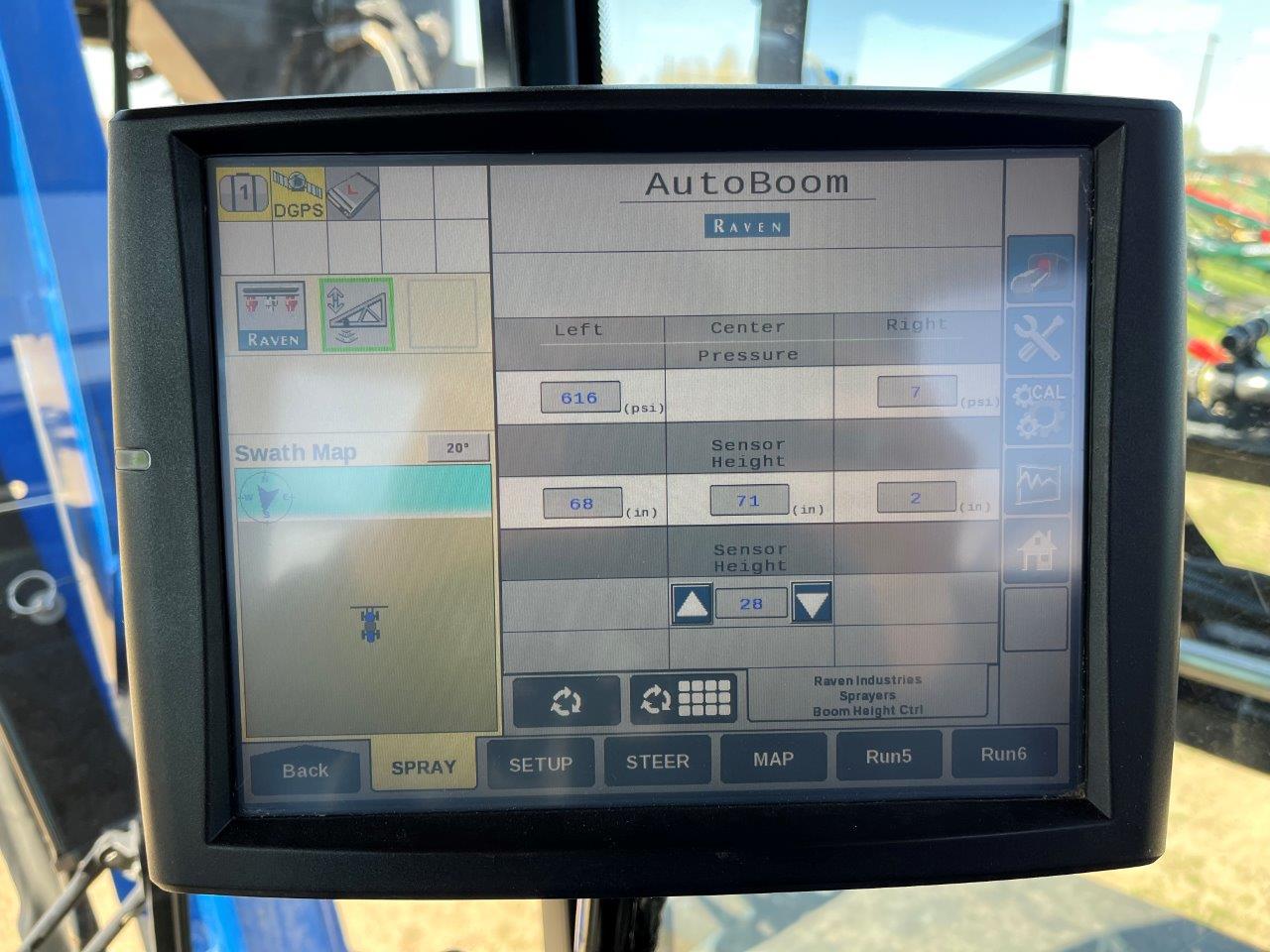 2019 New Holland SP.410F Sprayer/High Clearance