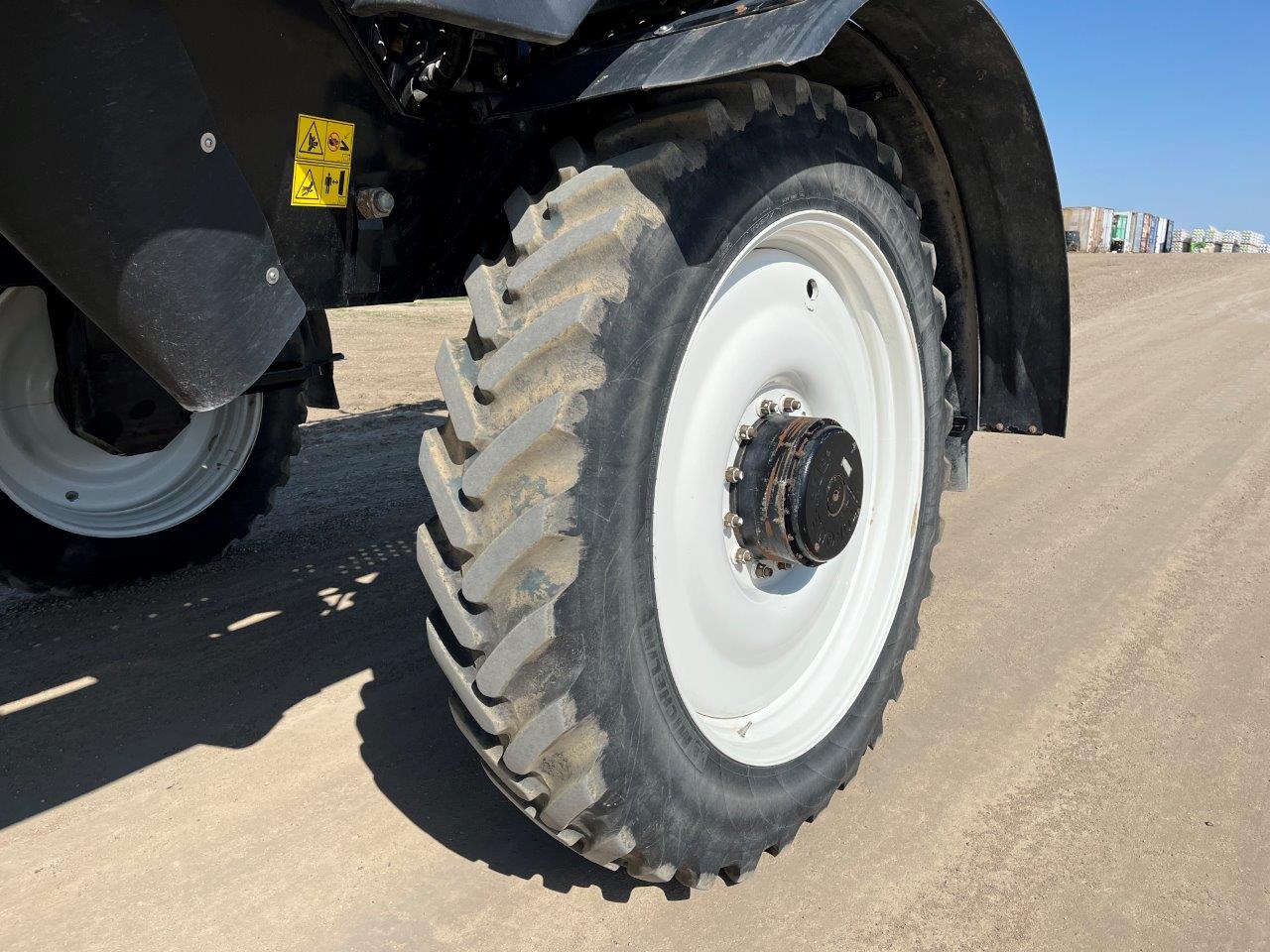 2019 New Holland SP.410F Sprayer/High Clearance