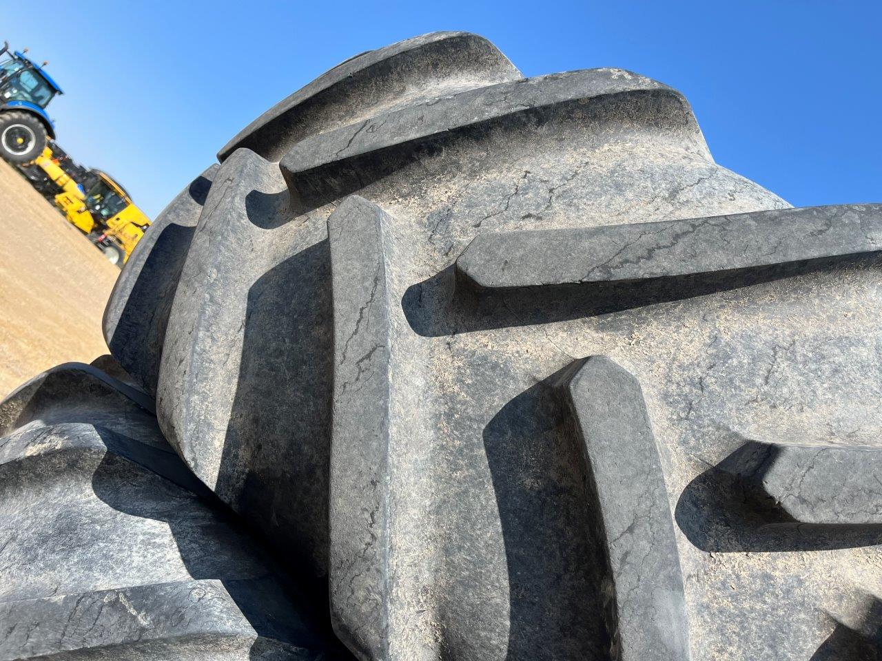 2019 New Holland SP.410F Sprayer/High Clearance