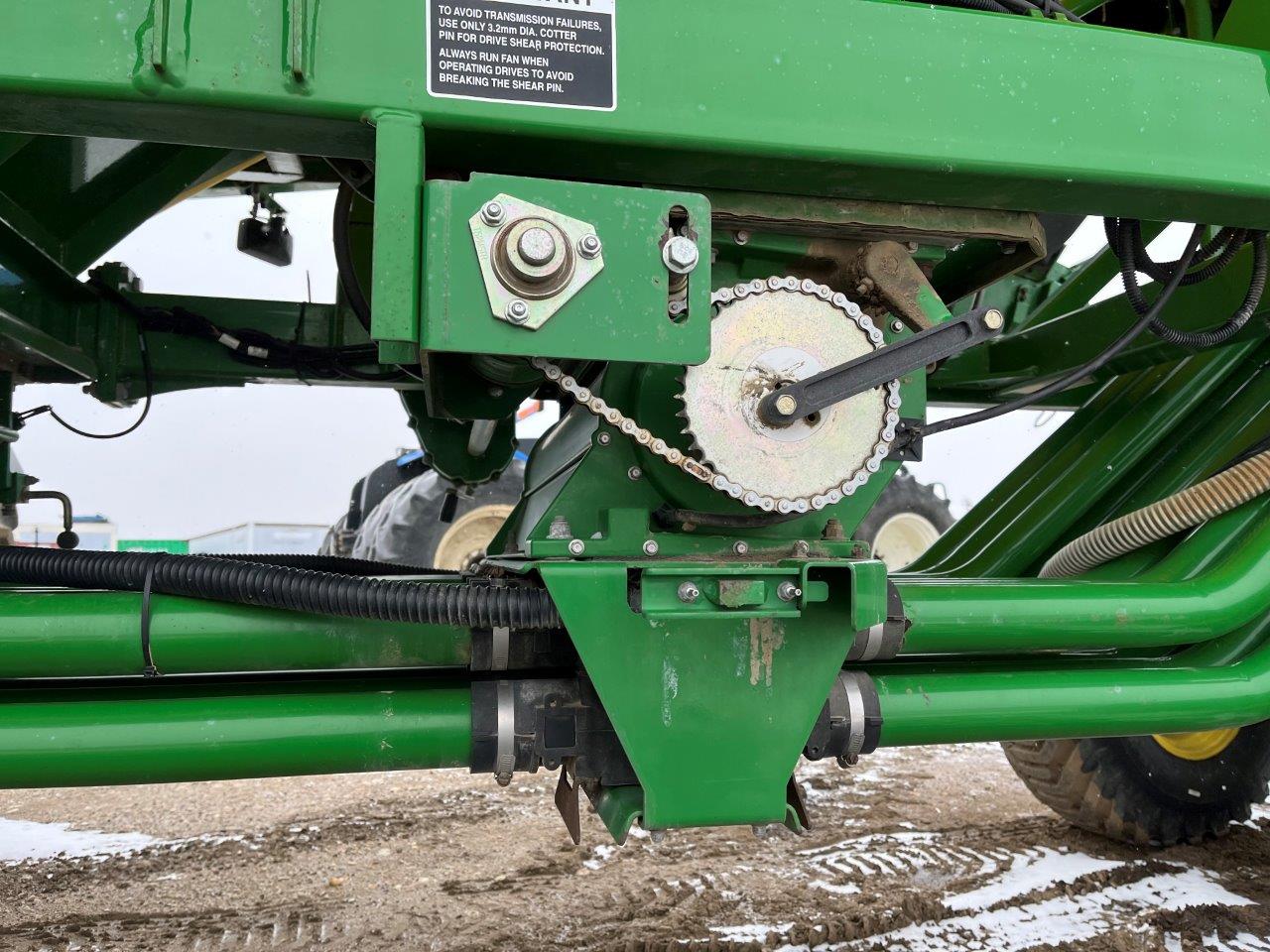 2012 John Deere 1870 56'12" w/ 1910-430 Air Drill