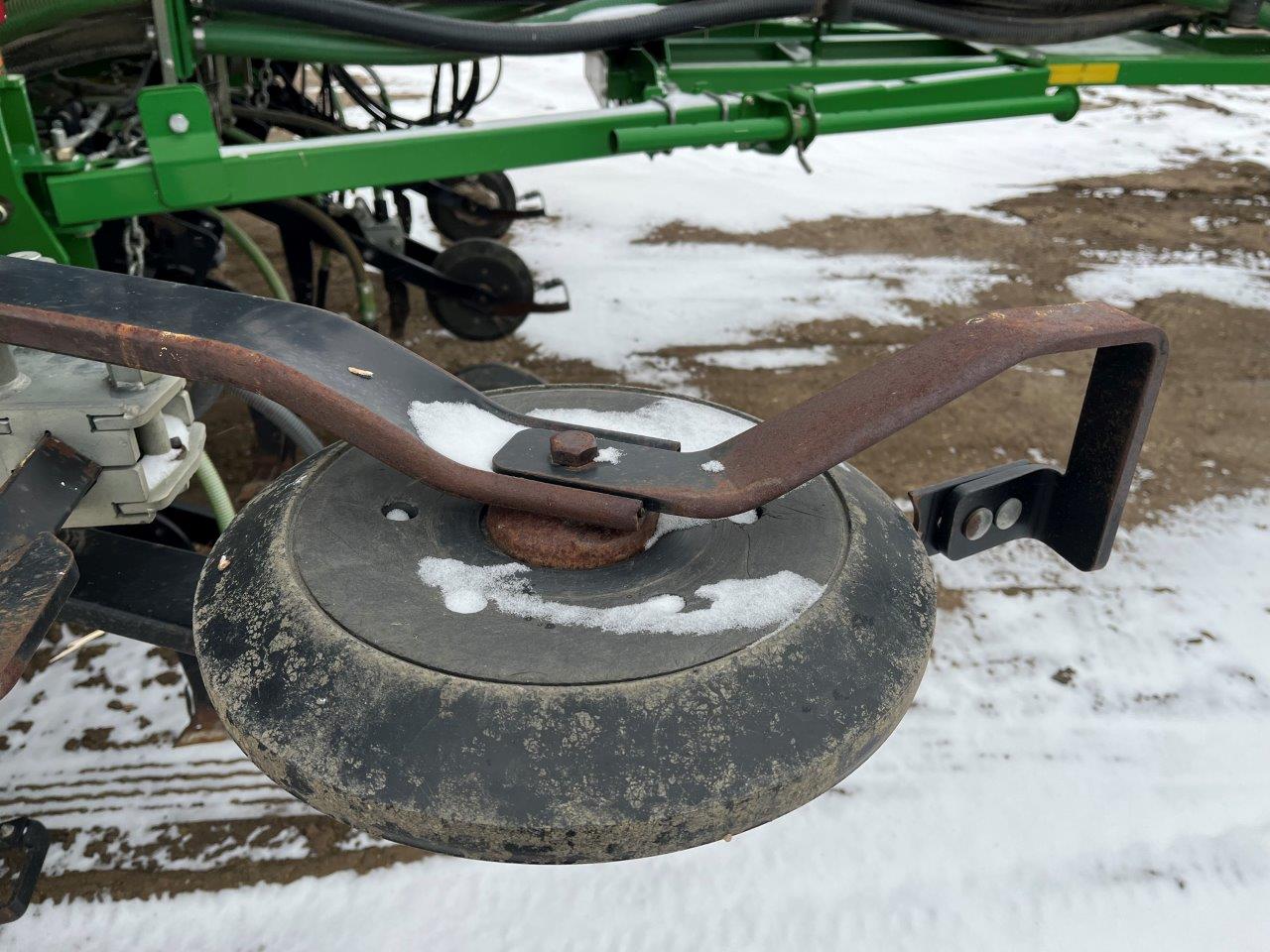 2012 John Deere 1870 56'12" w/ 1910-430 Air Drill