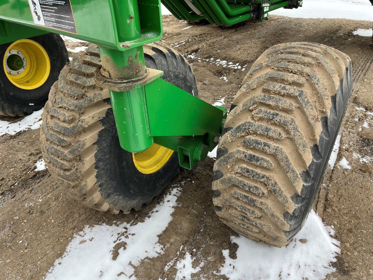 2012 John Deere 1870 56'12" w/ 1910-430 Air Drill